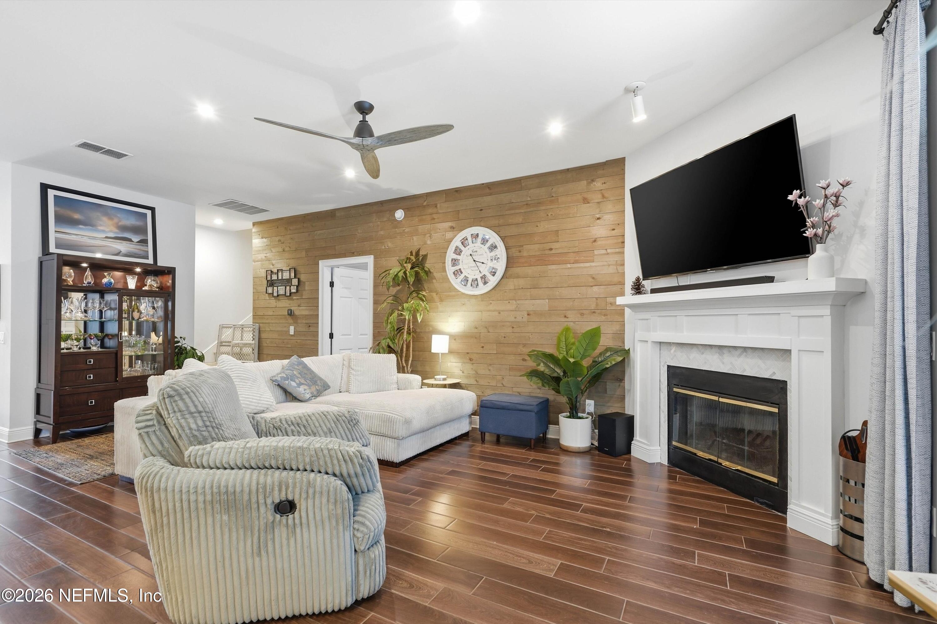 4577 PEBBLE BROOK Drive