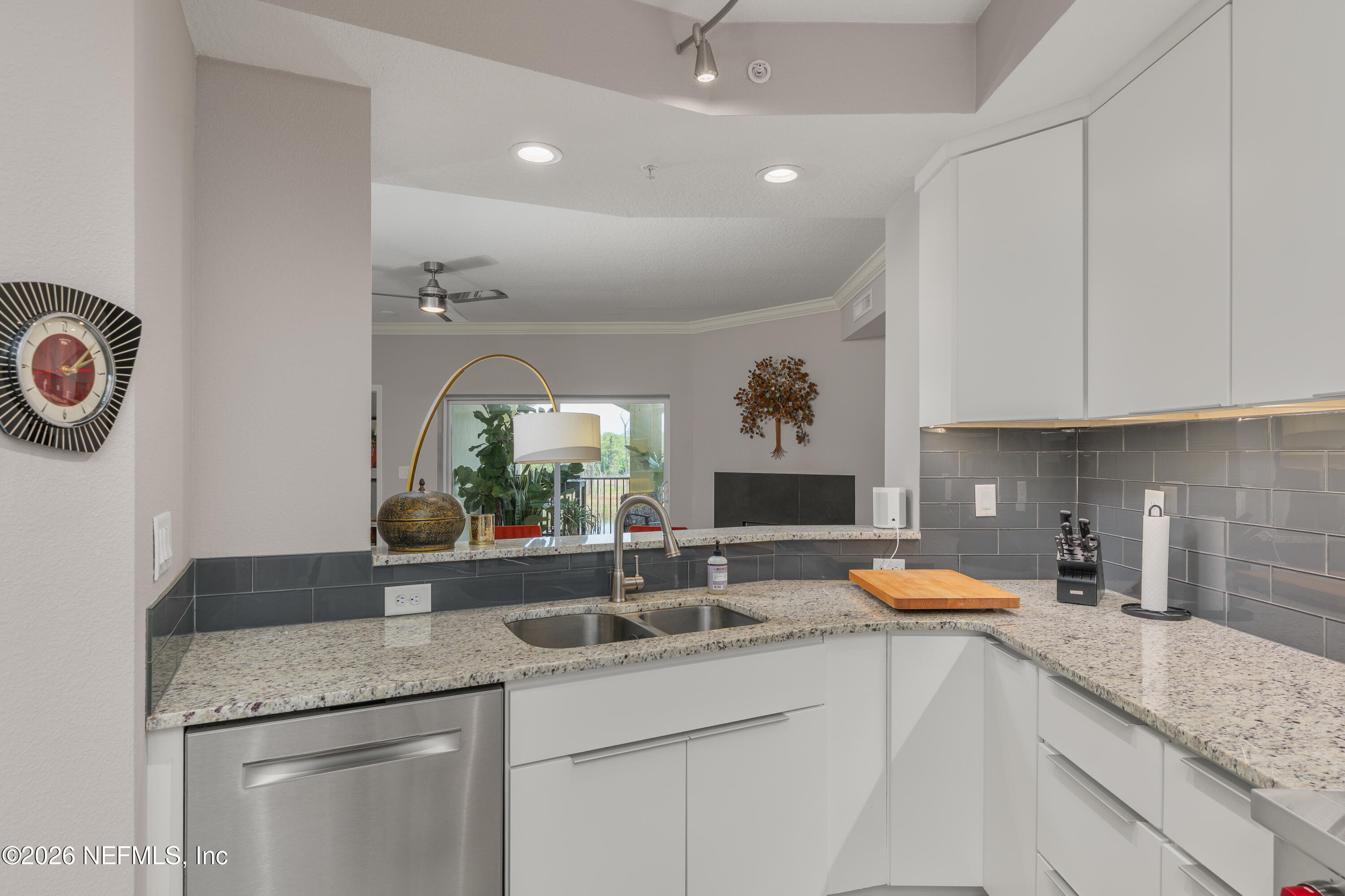 3958 BAYMEADOWS Road 4302