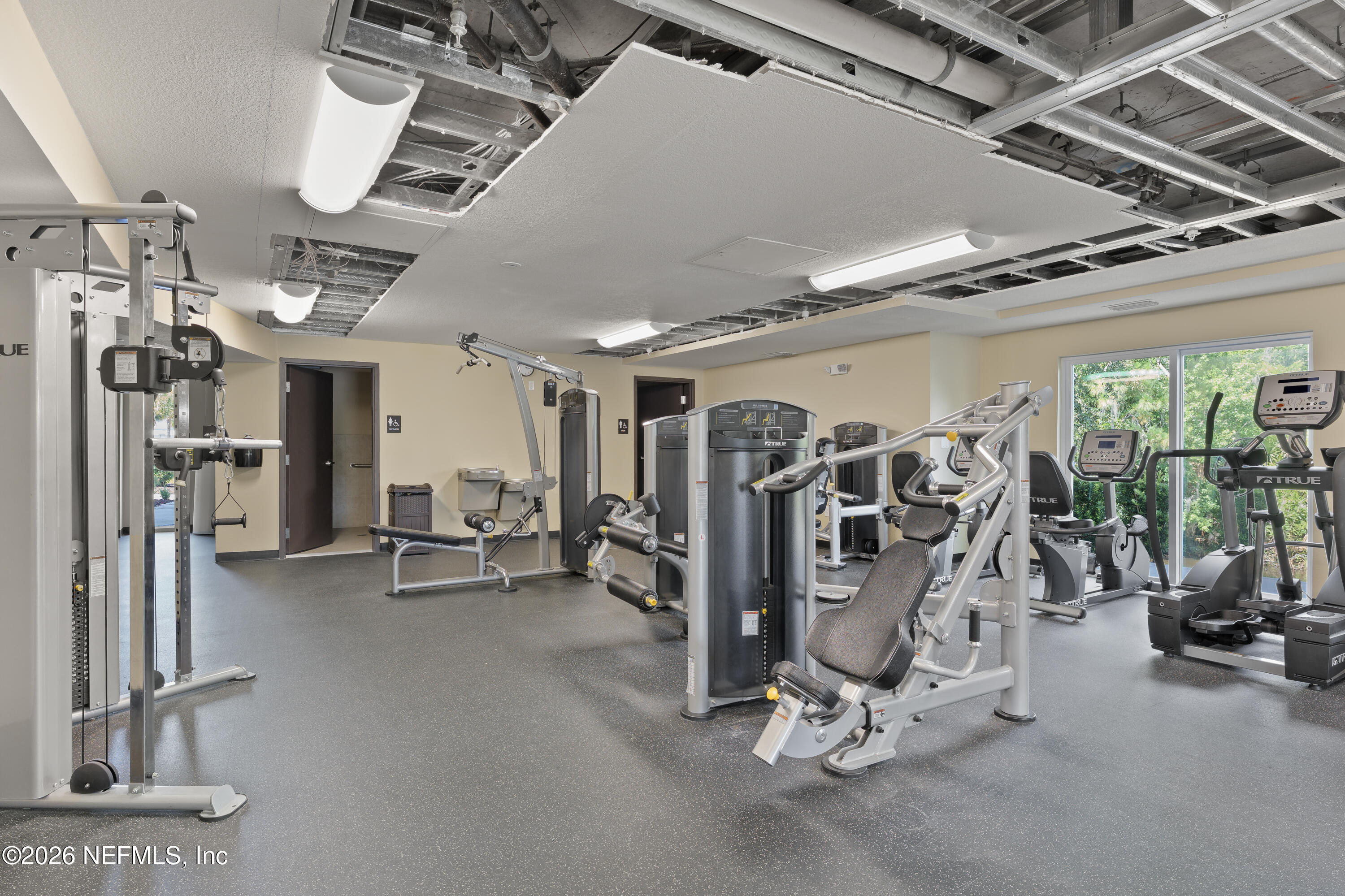 3958 BAYMEADOWS Road 4302