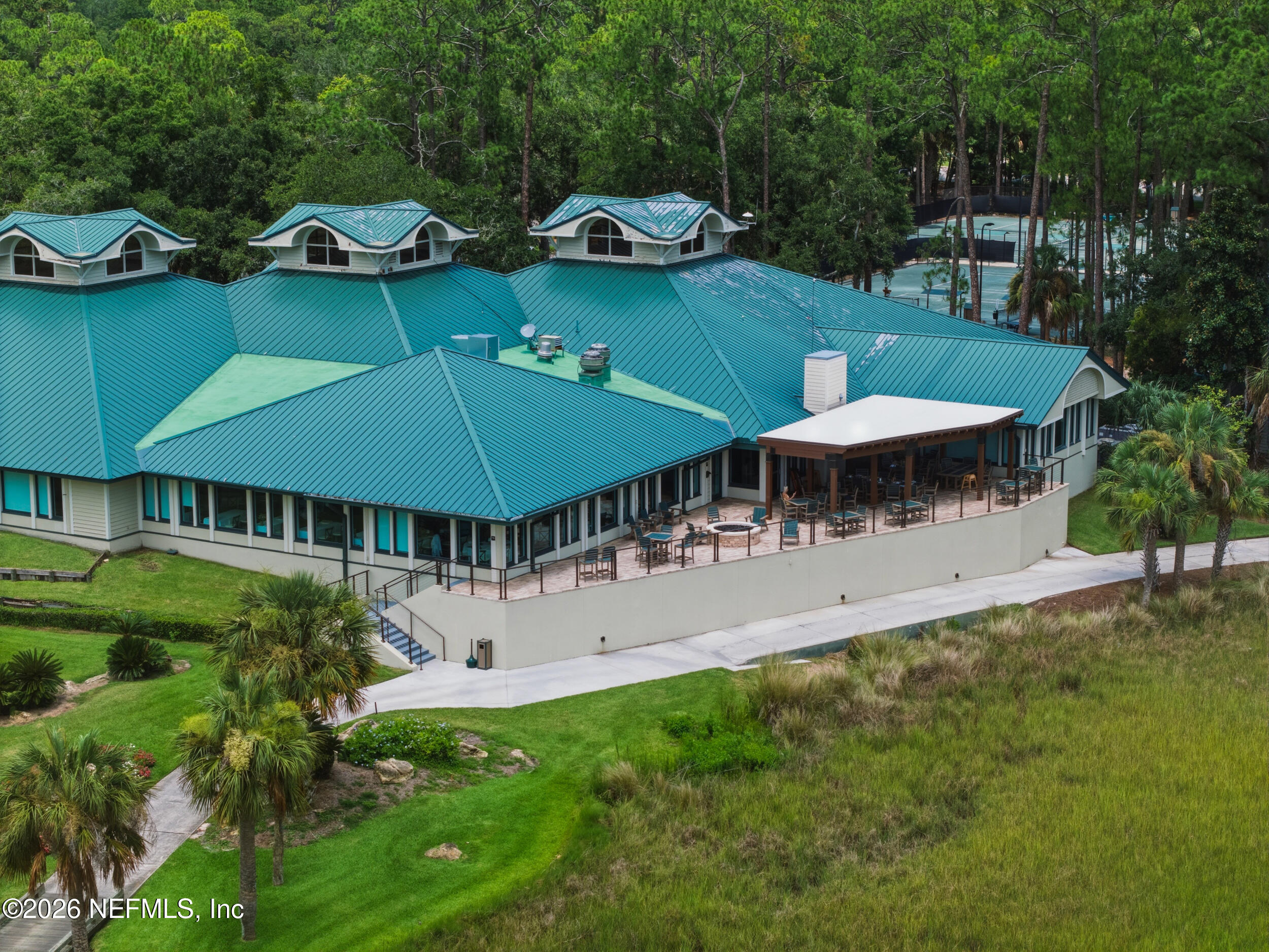 8180 MERGANSER Drive