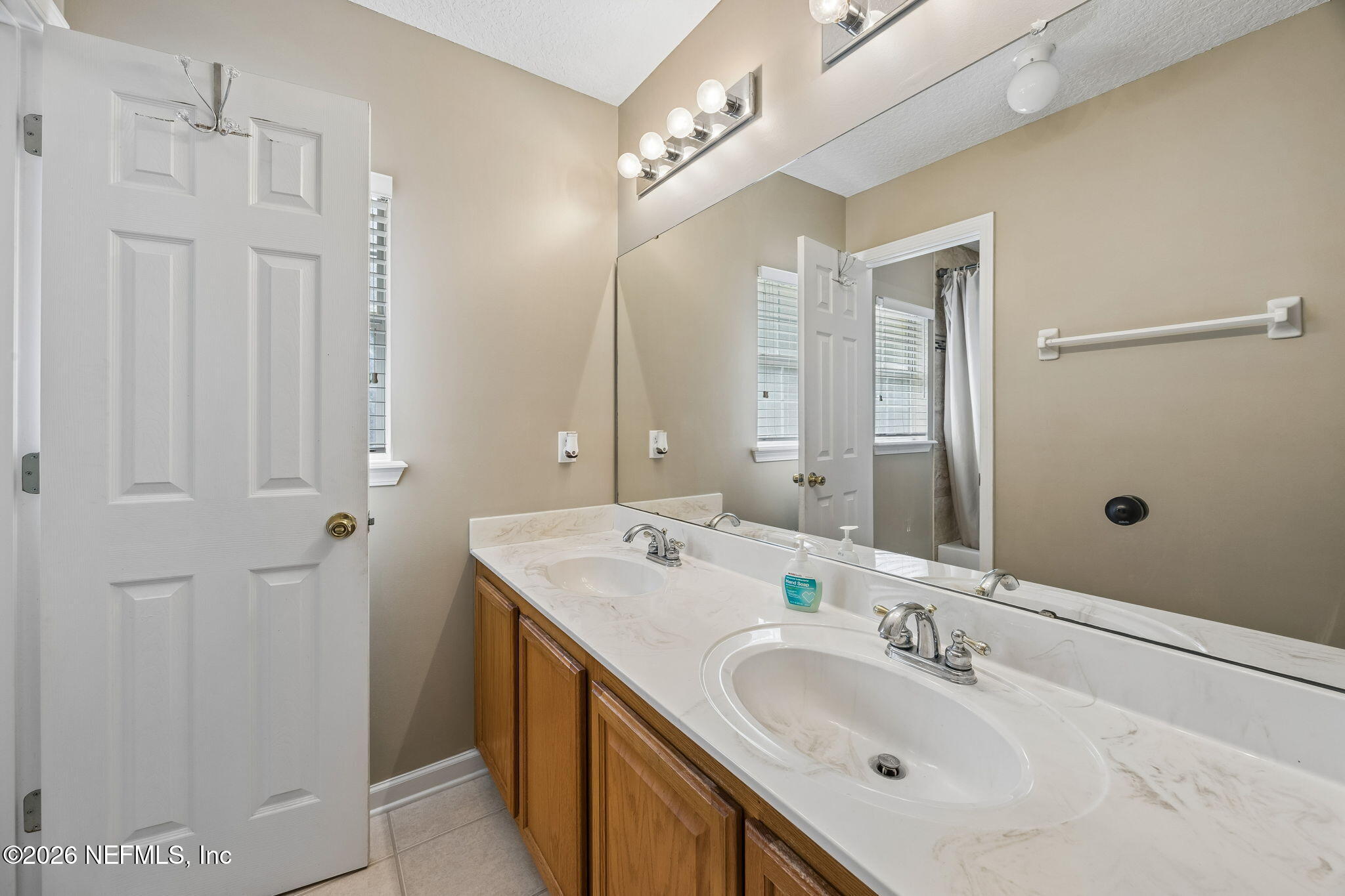 3126 SCENIC OAKS Drive