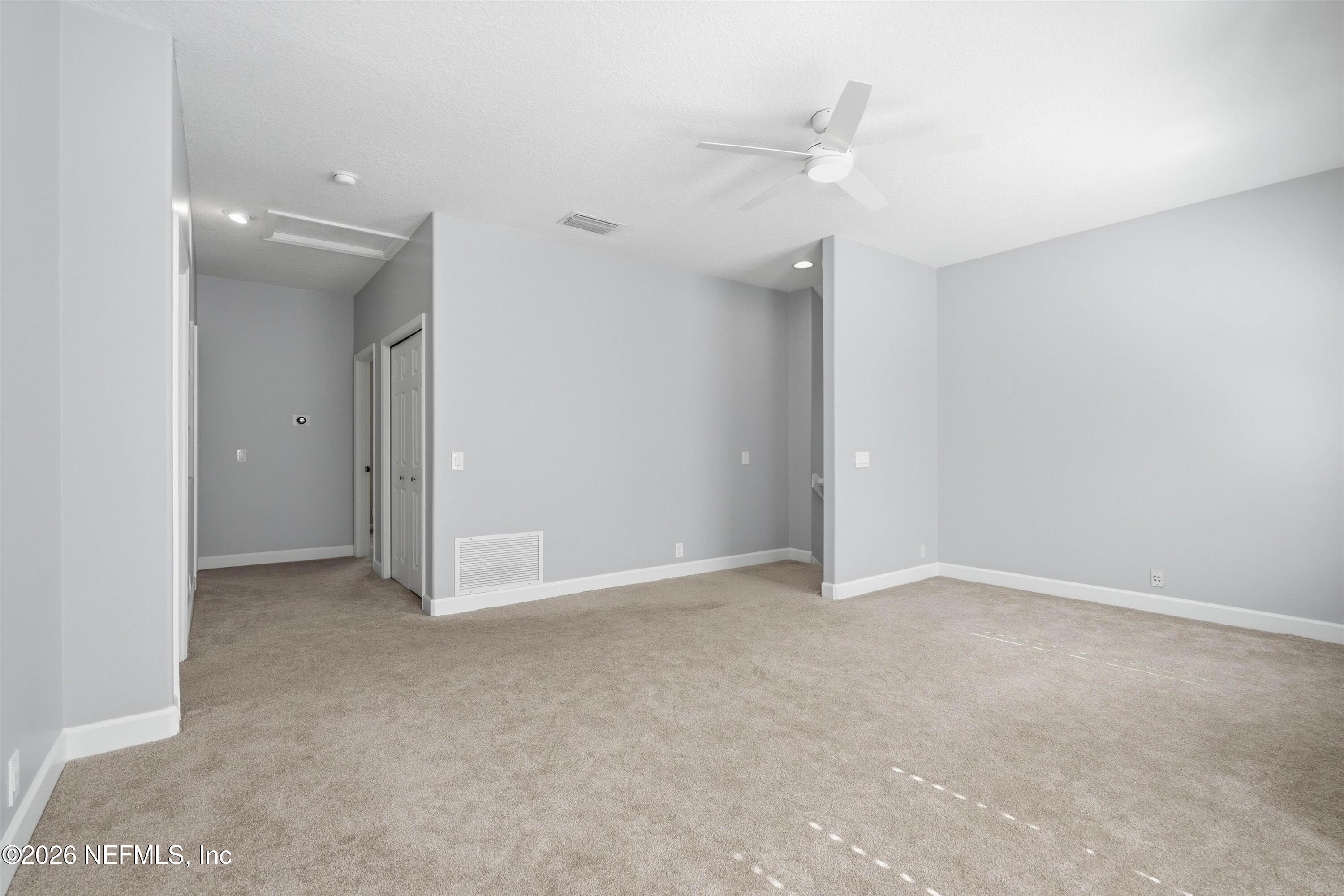 213 DUCKWOOD Lane