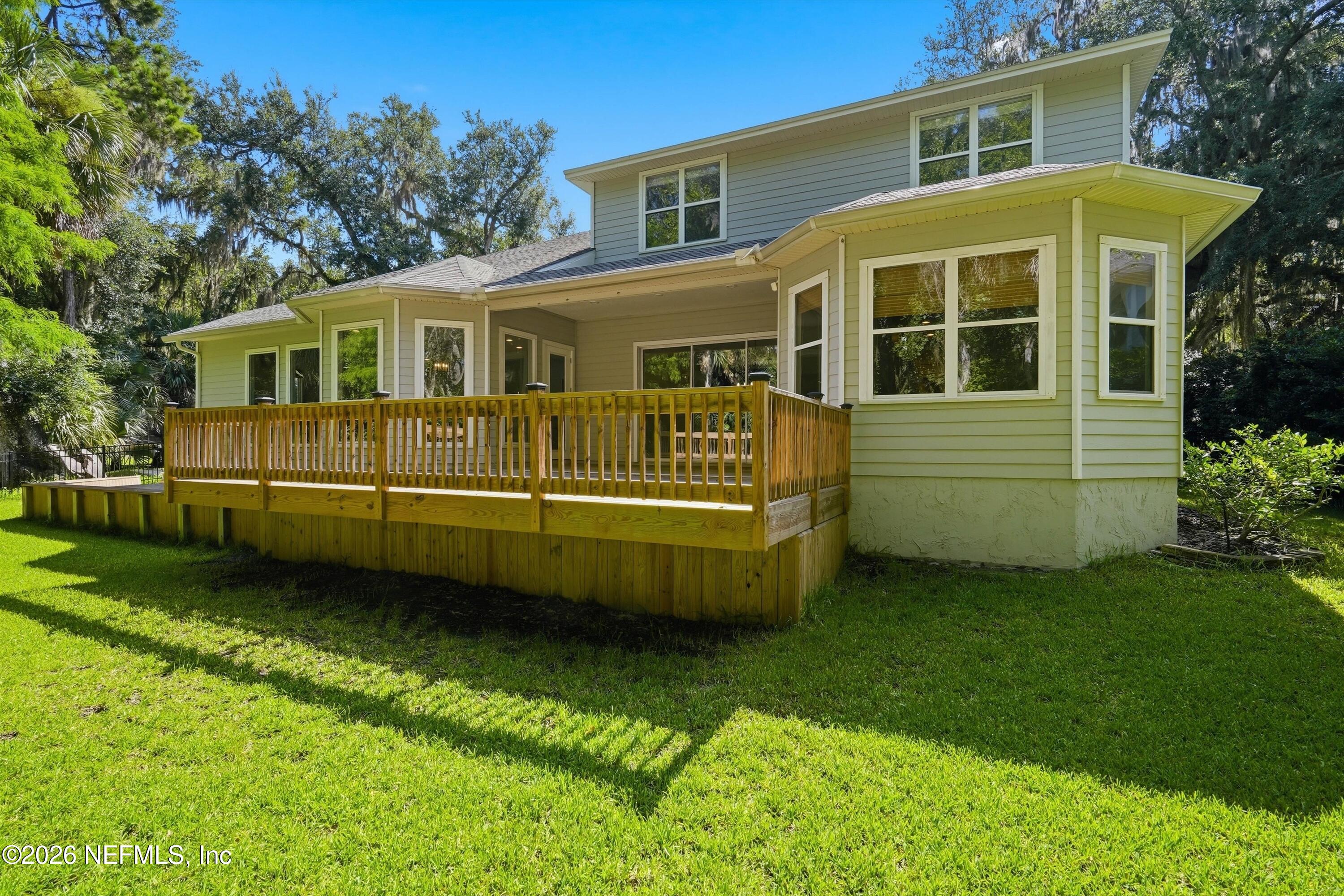 213 DUCKWOOD Lane
