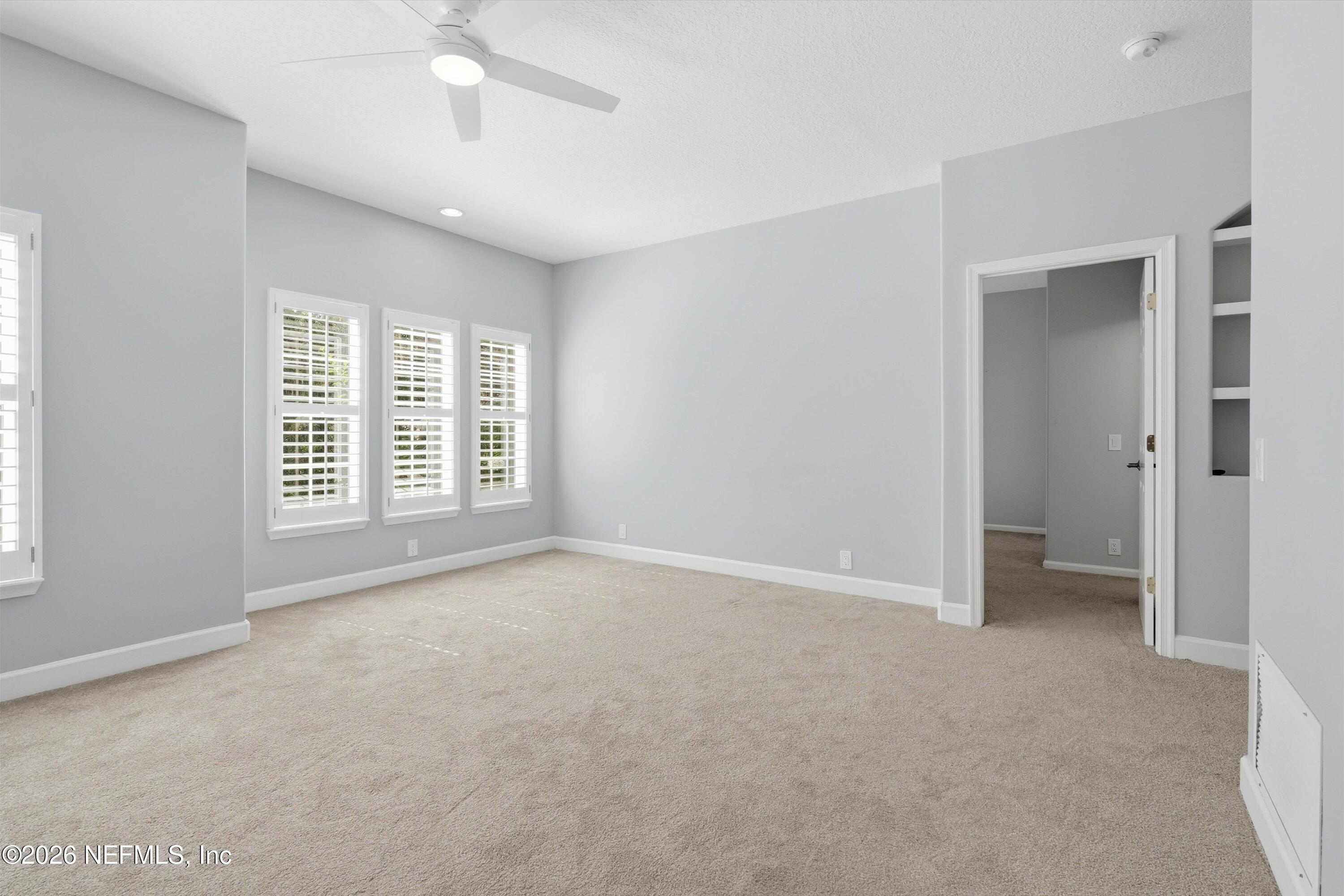 213 DUCKWOOD Lane