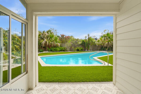 275 NAUTICAL Boulevard S