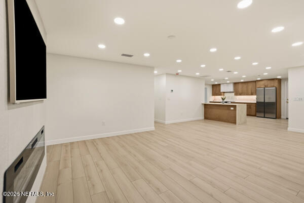 275 NAUTICAL Boulevard S