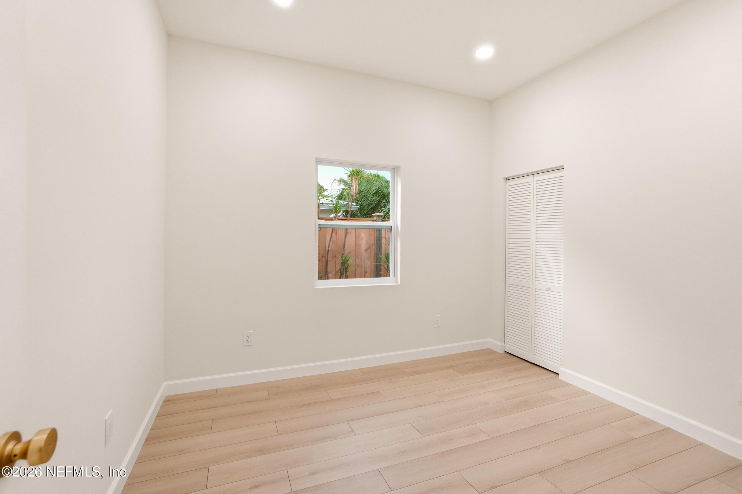 275 NAUTICAL Boulevard S