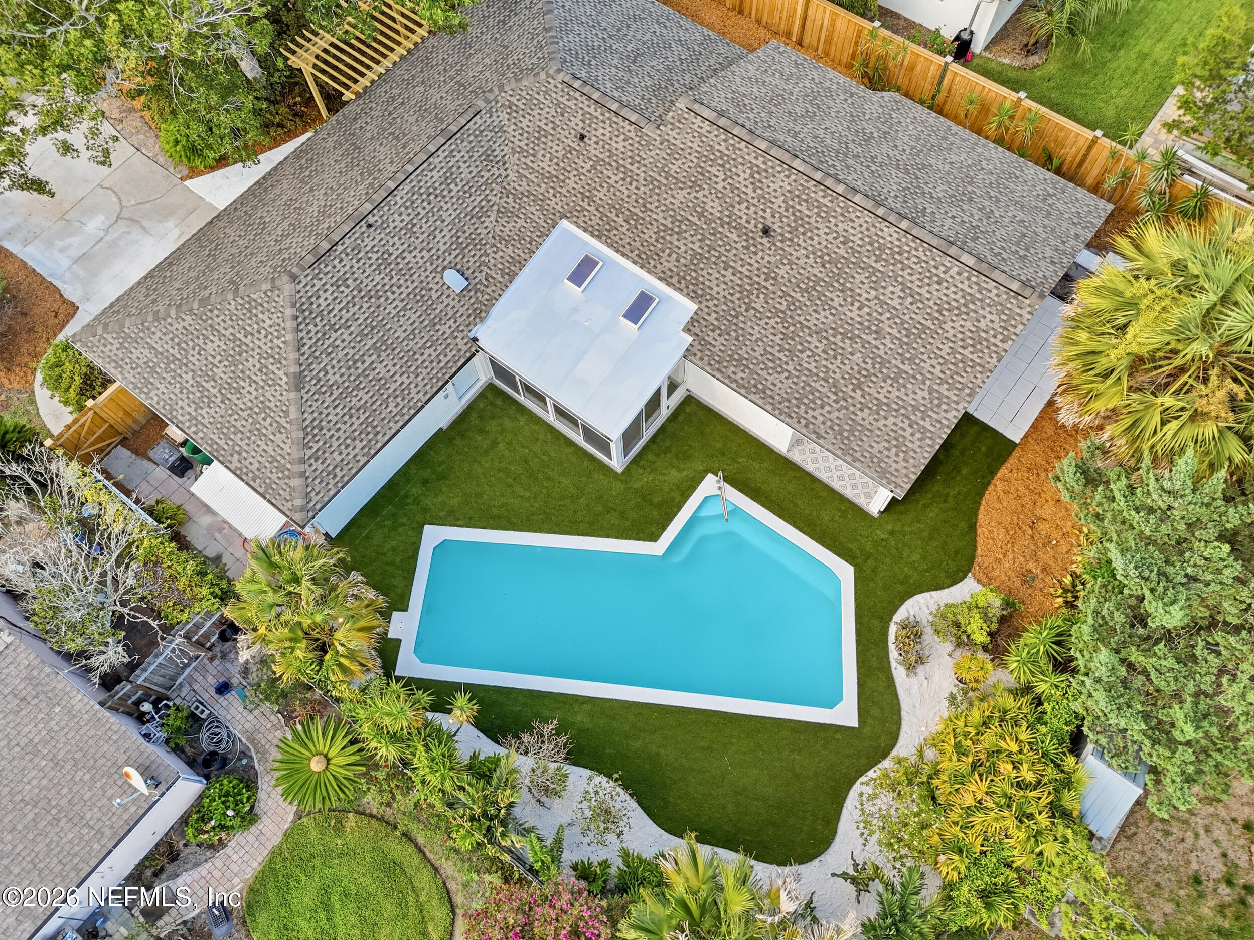 275 NAUTICAL Boulevard S