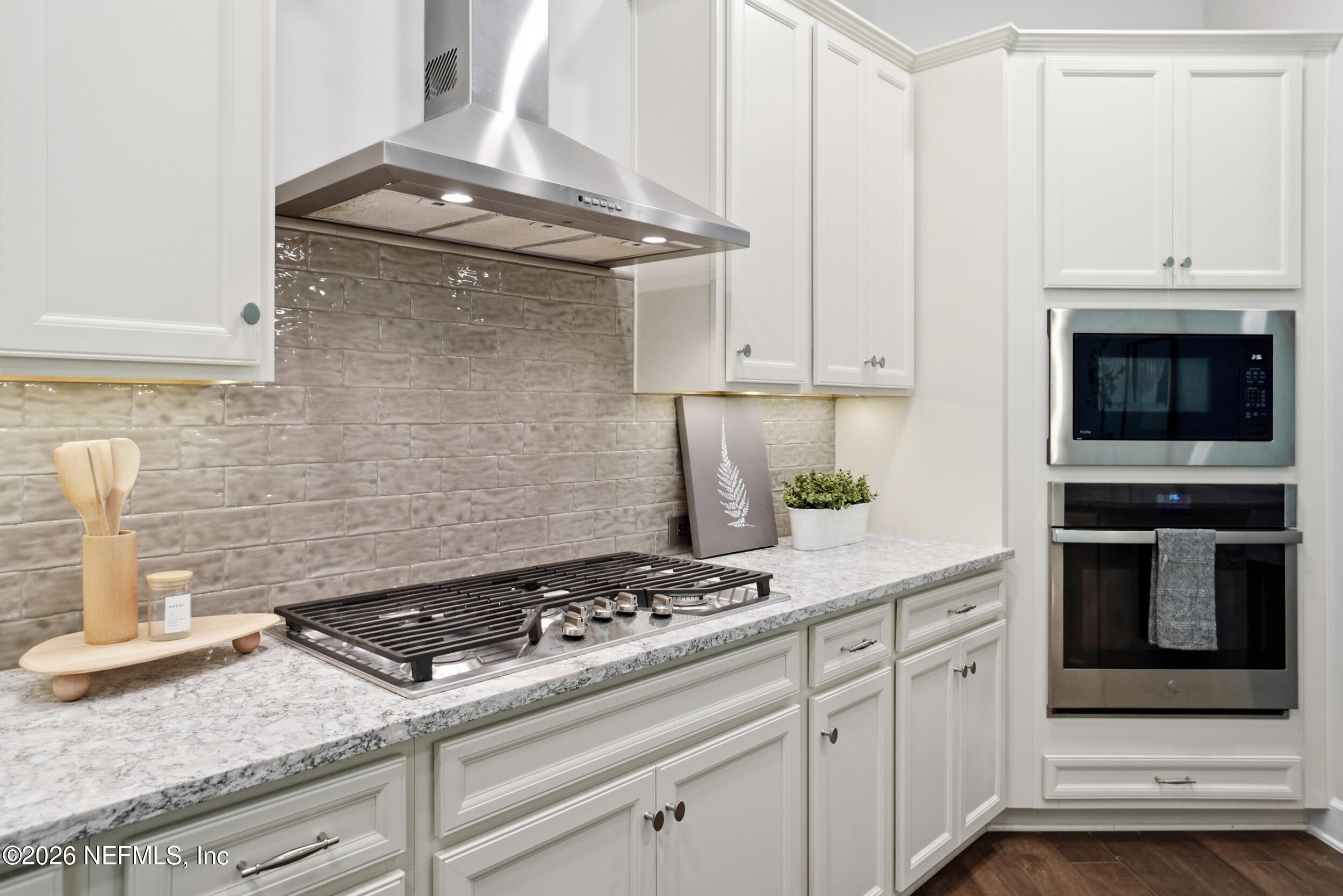 300 SHADOW RIDGE Trail