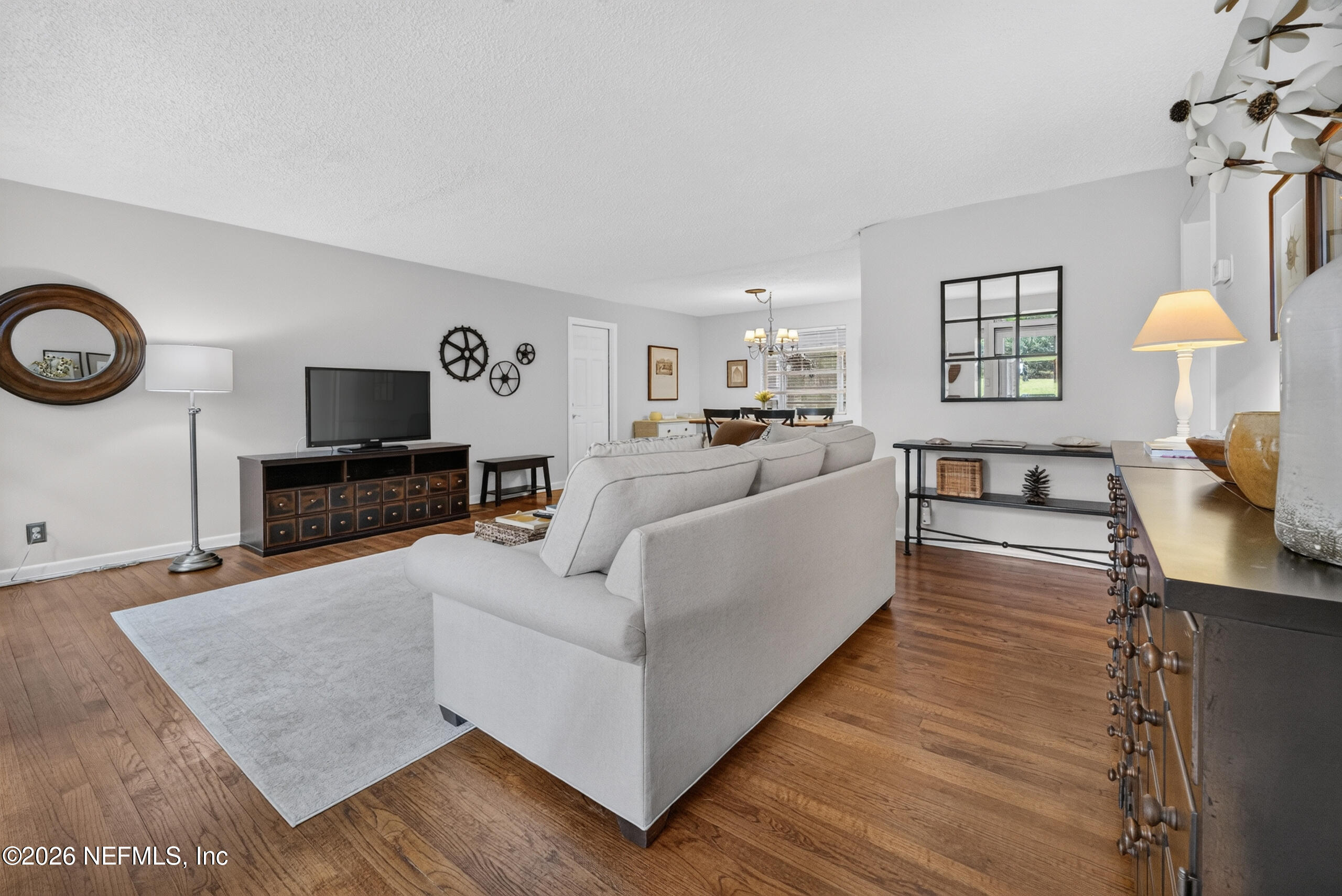 1863 HIGHLAND Drive
