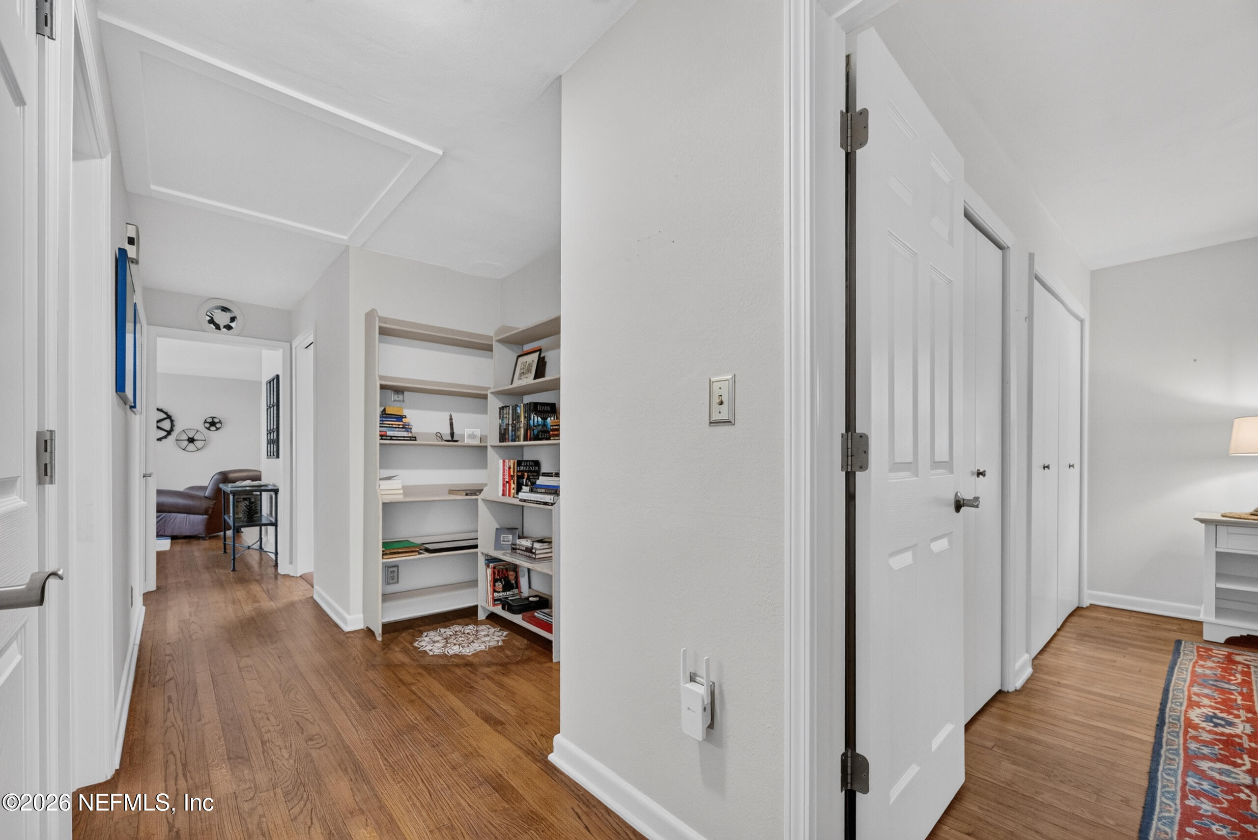 1863 HIGHLAND Drive