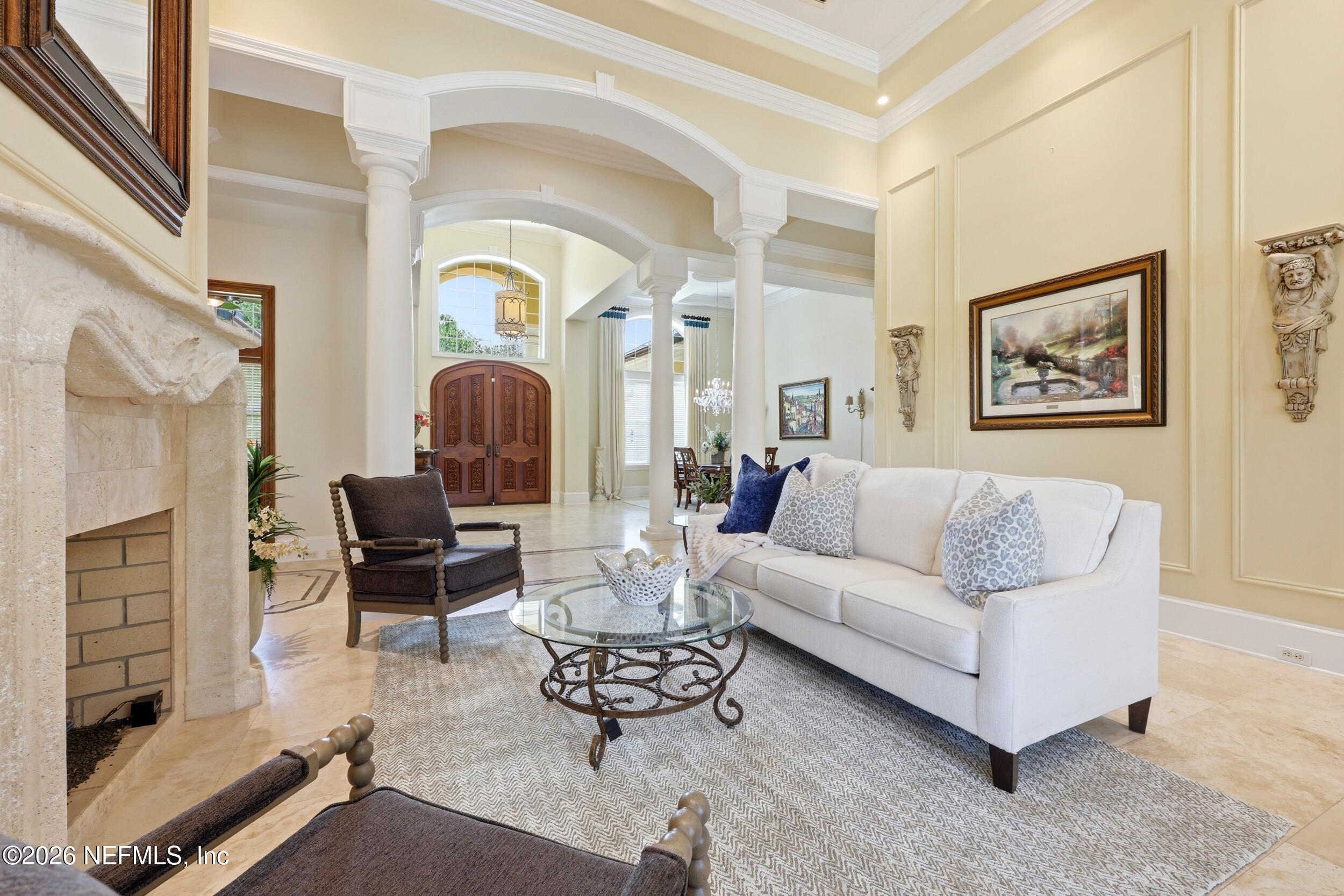 1160 REGISTRY Boulevard, St. Augustine