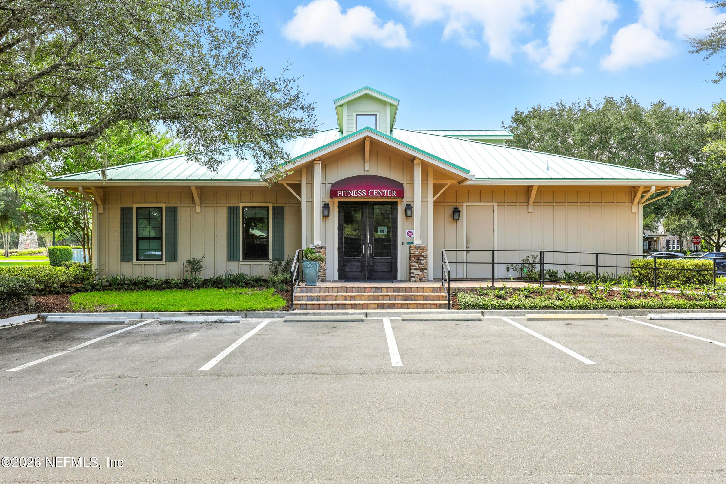 1160 REGISTRY Boulevard, St. Augustine