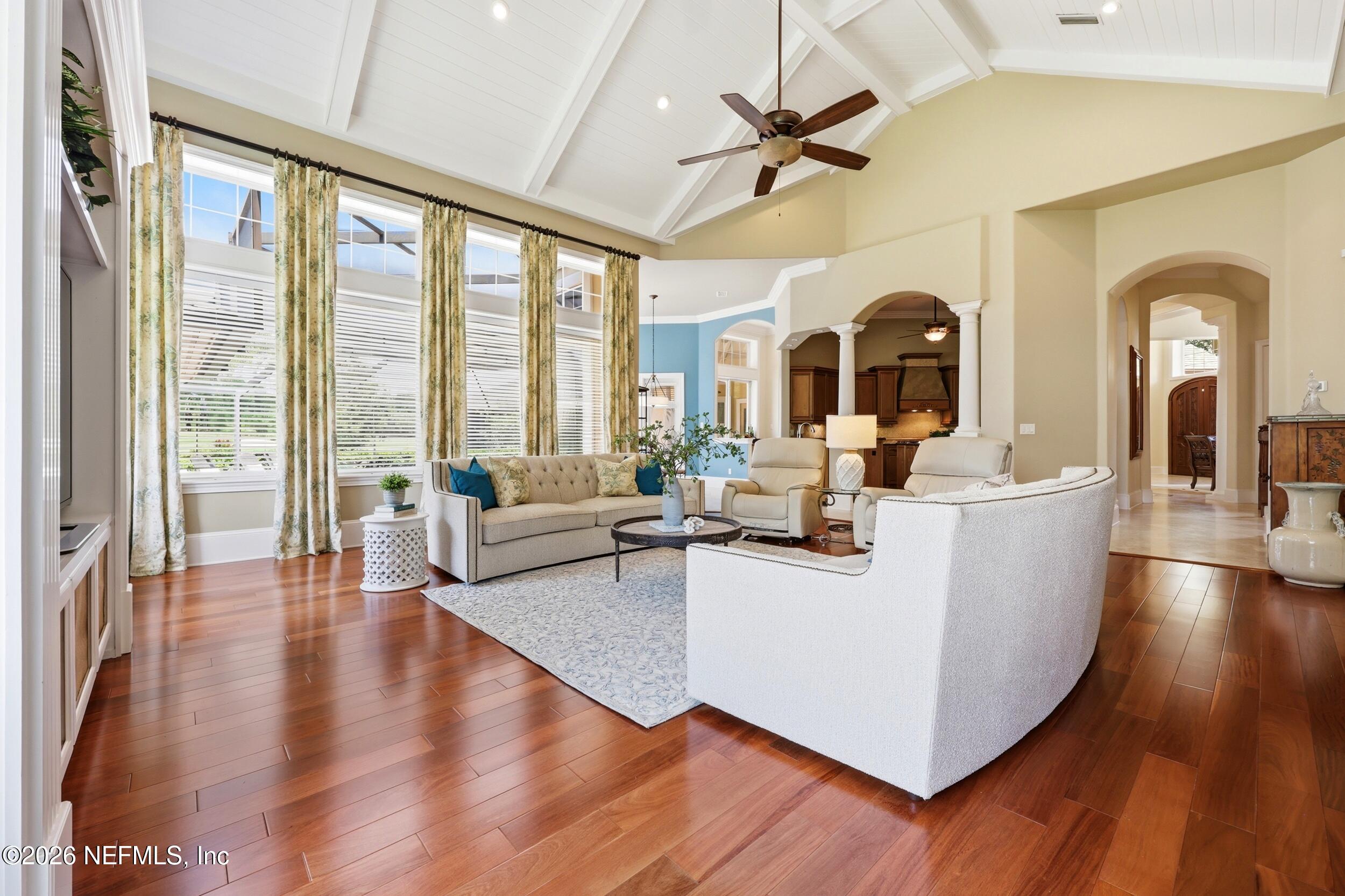 1160 REGISTRY Boulevard, St. Augustine