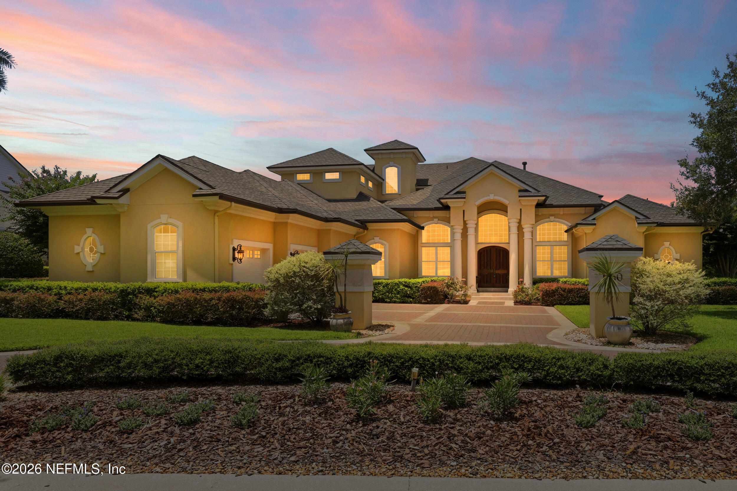 1160 REGISTRY Boulevard, St. Augustine