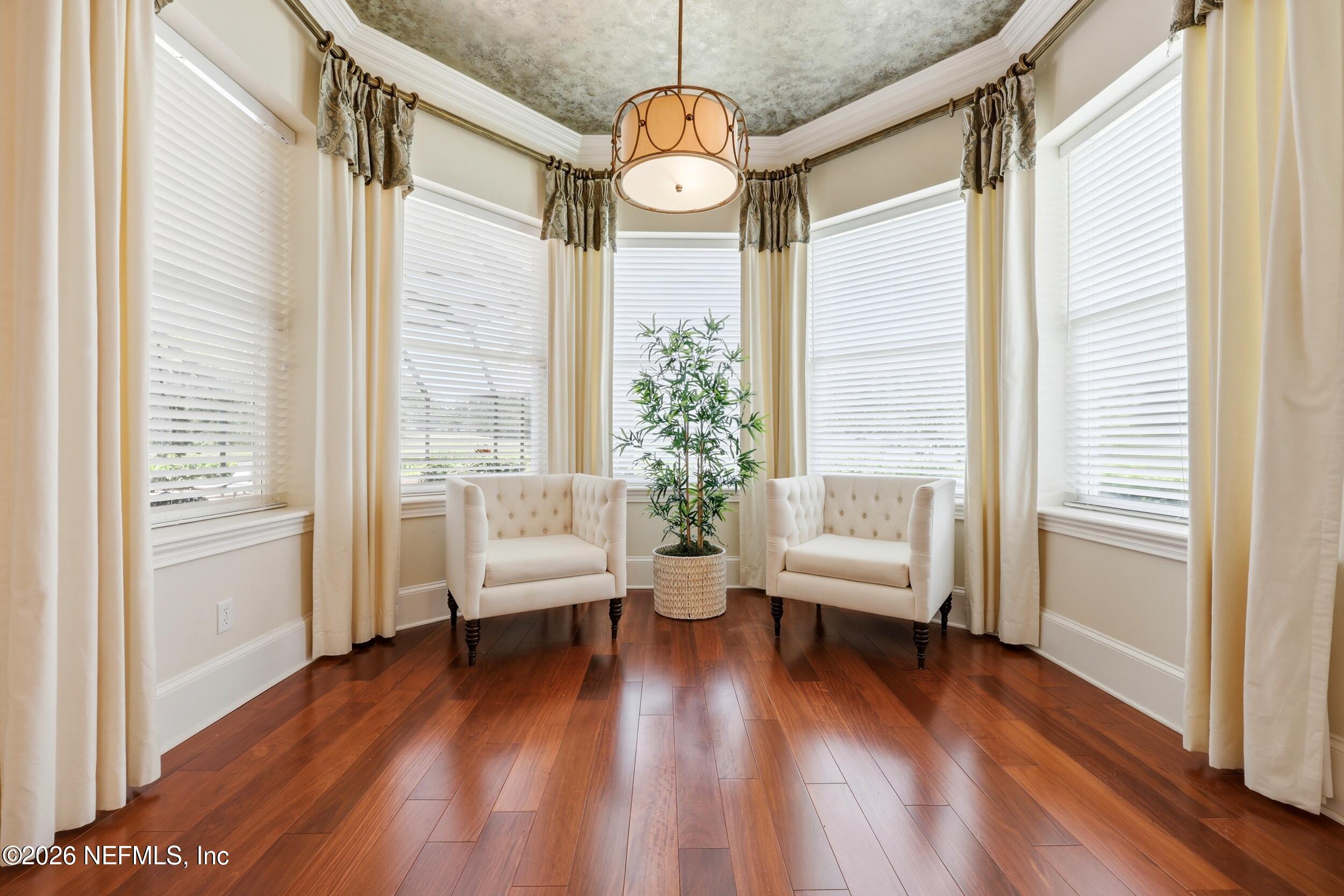 1160 REGISTRY Boulevard, St. Augustine