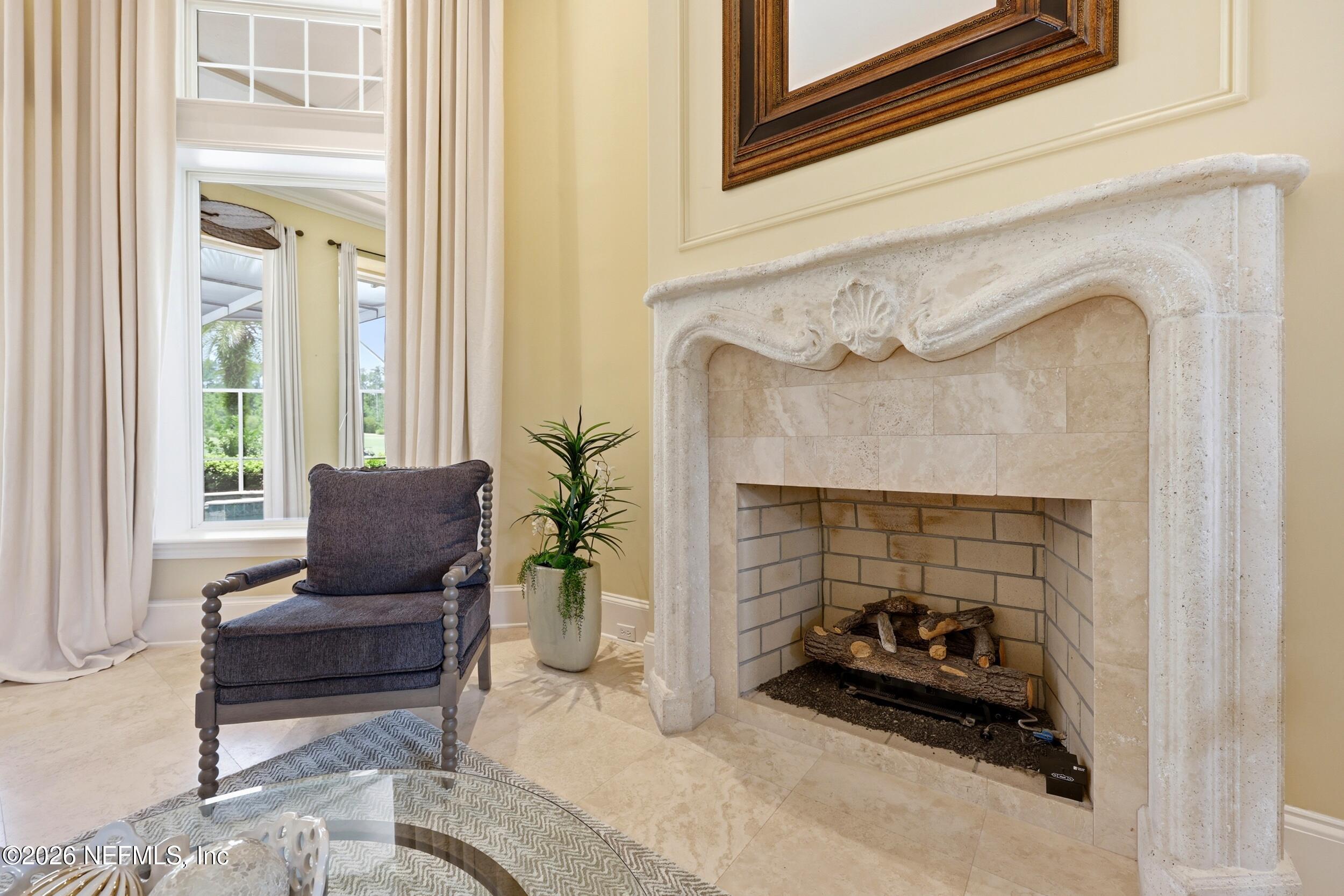 1160 REGISTRY Boulevard, St. Augustine