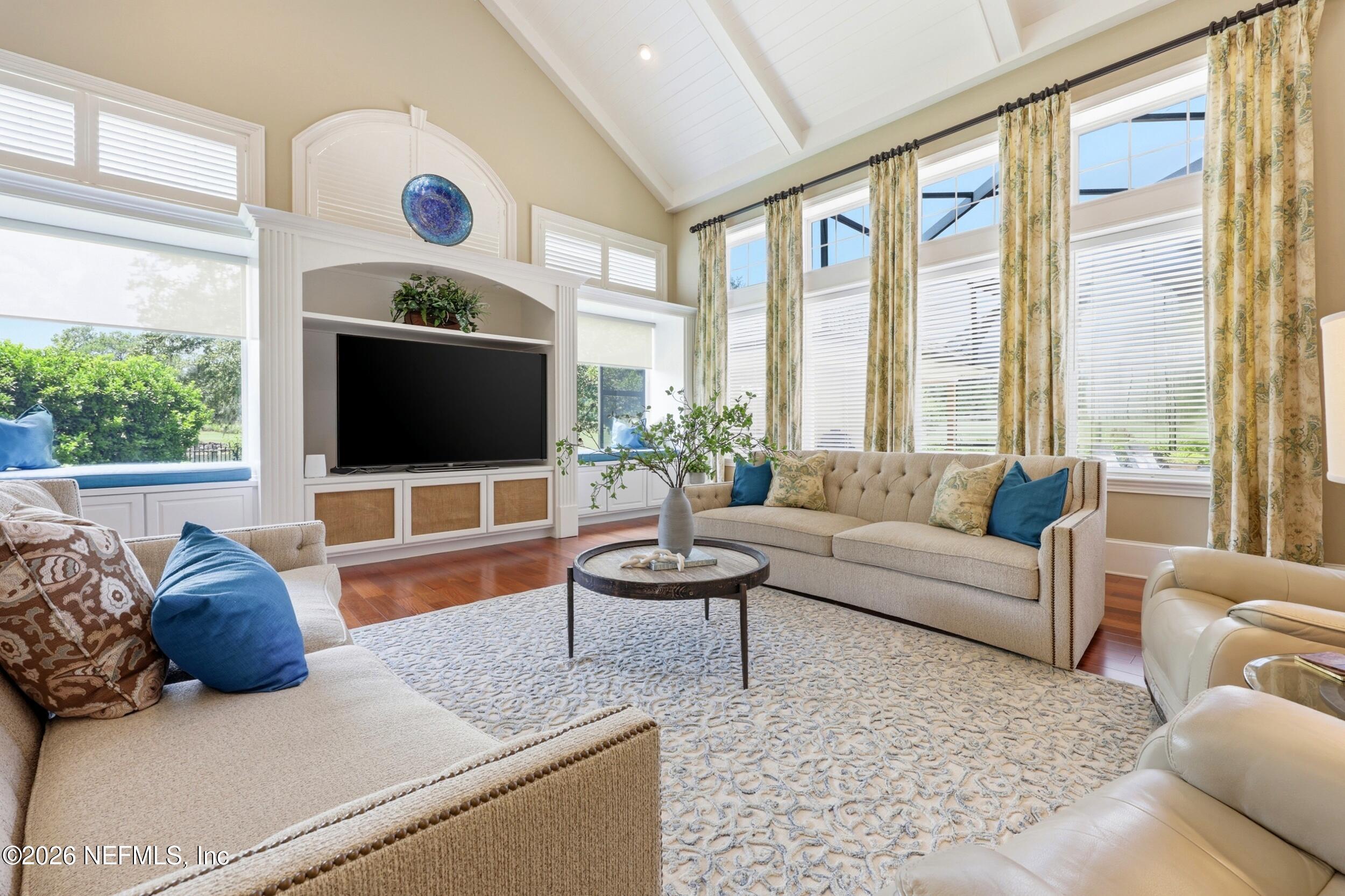1160 REGISTRY Boulevard, St. Augustine