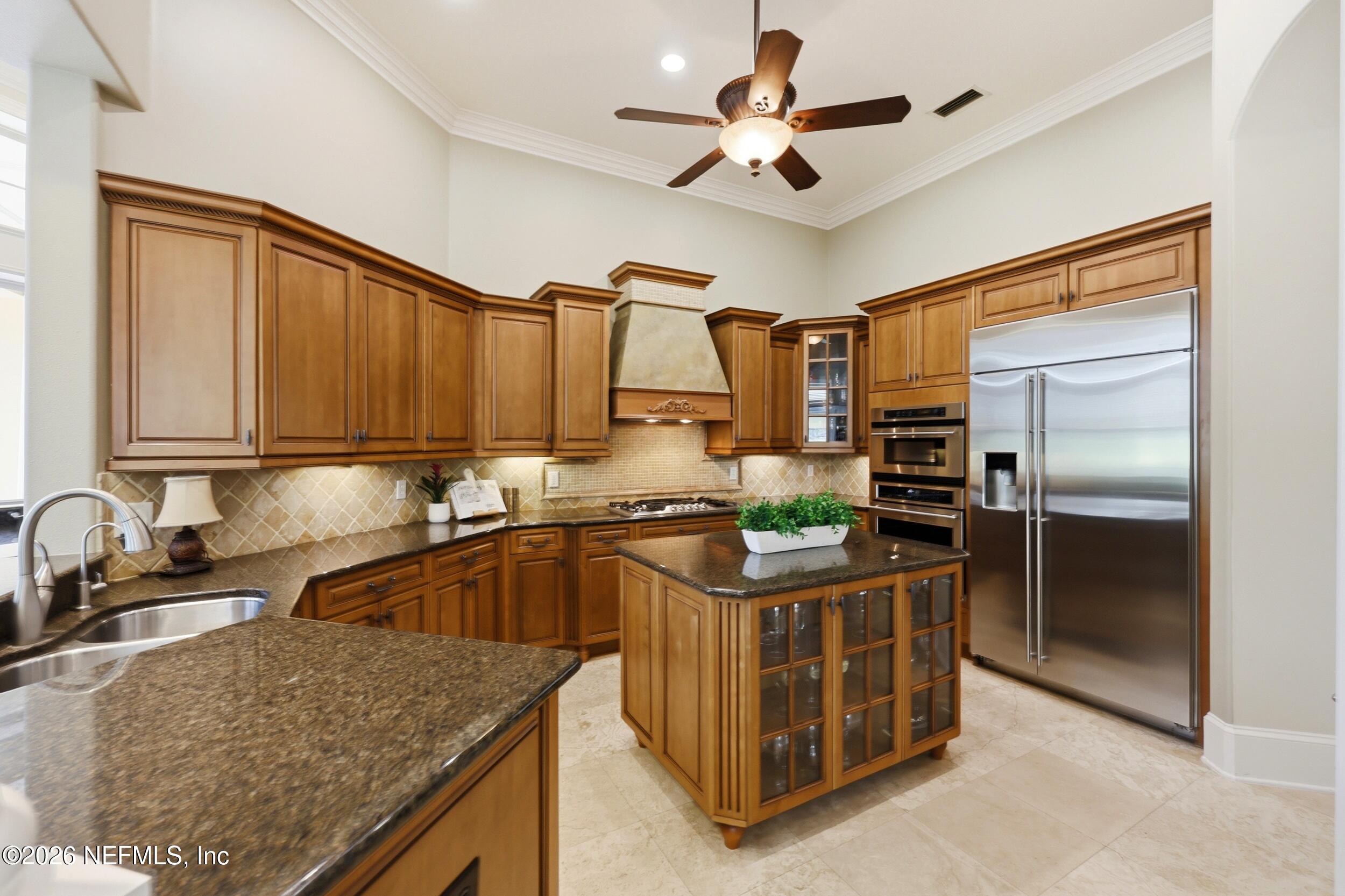 1160 REGISTRY Boulevard, St. Augustine