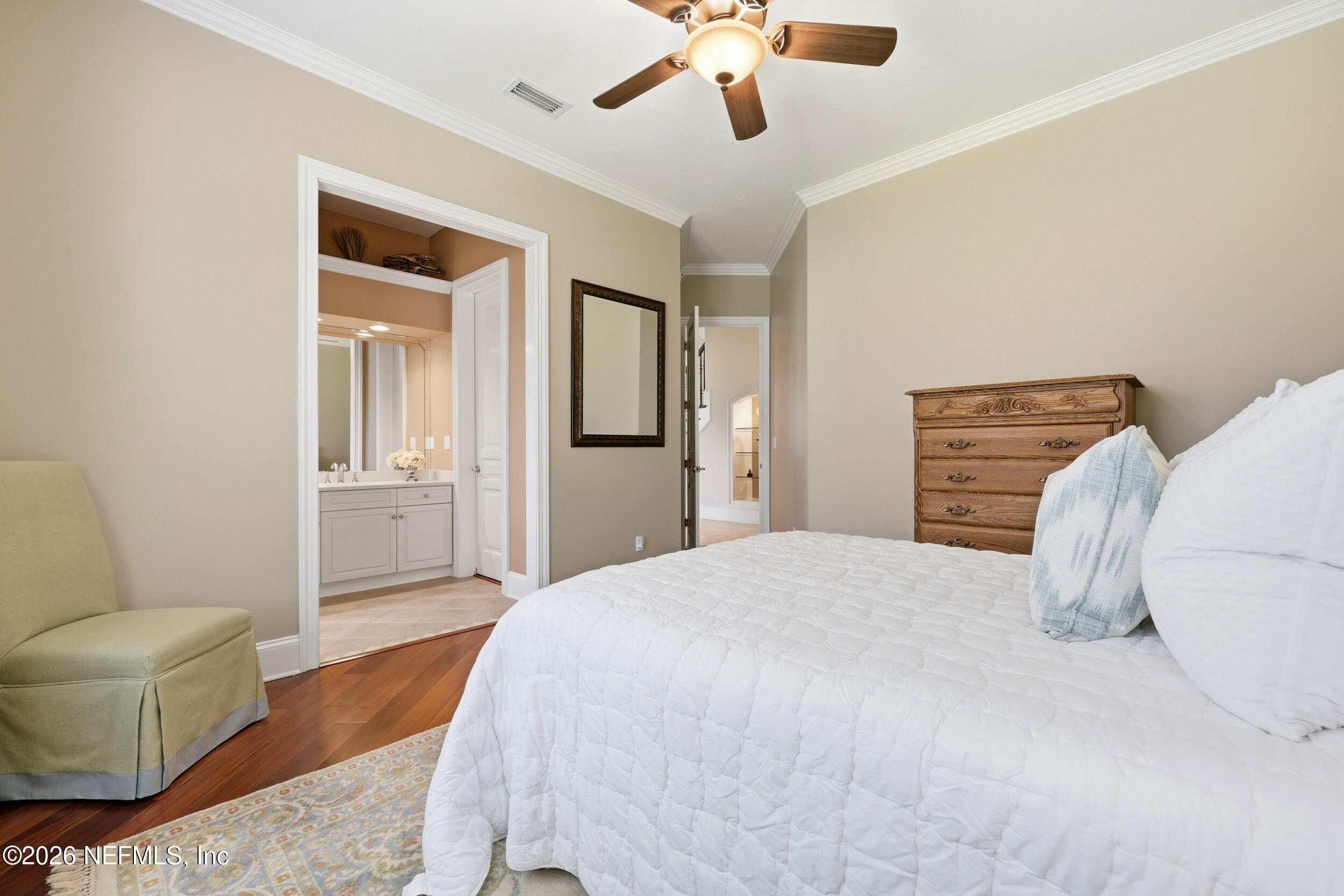 1160 REGISTRY Boulevard, St. Augustine