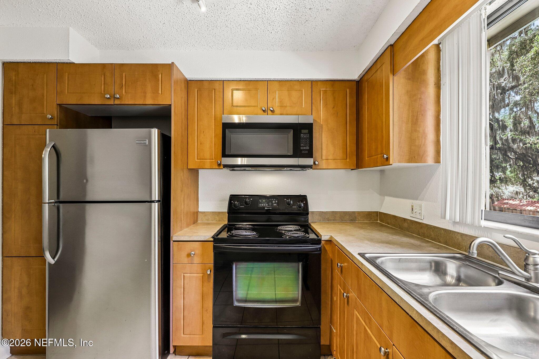 5811 ATLANTIC Boulevard 210
