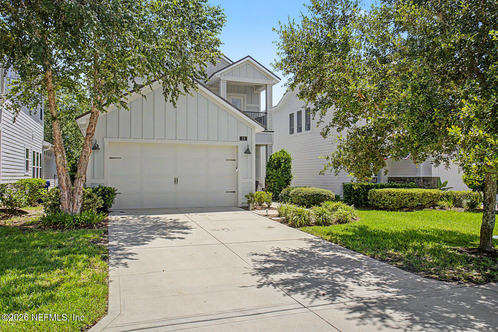 118 VISTA LAKE Circle