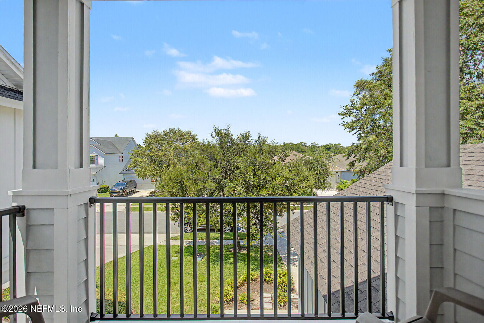 118 VISTA LAKE Circle