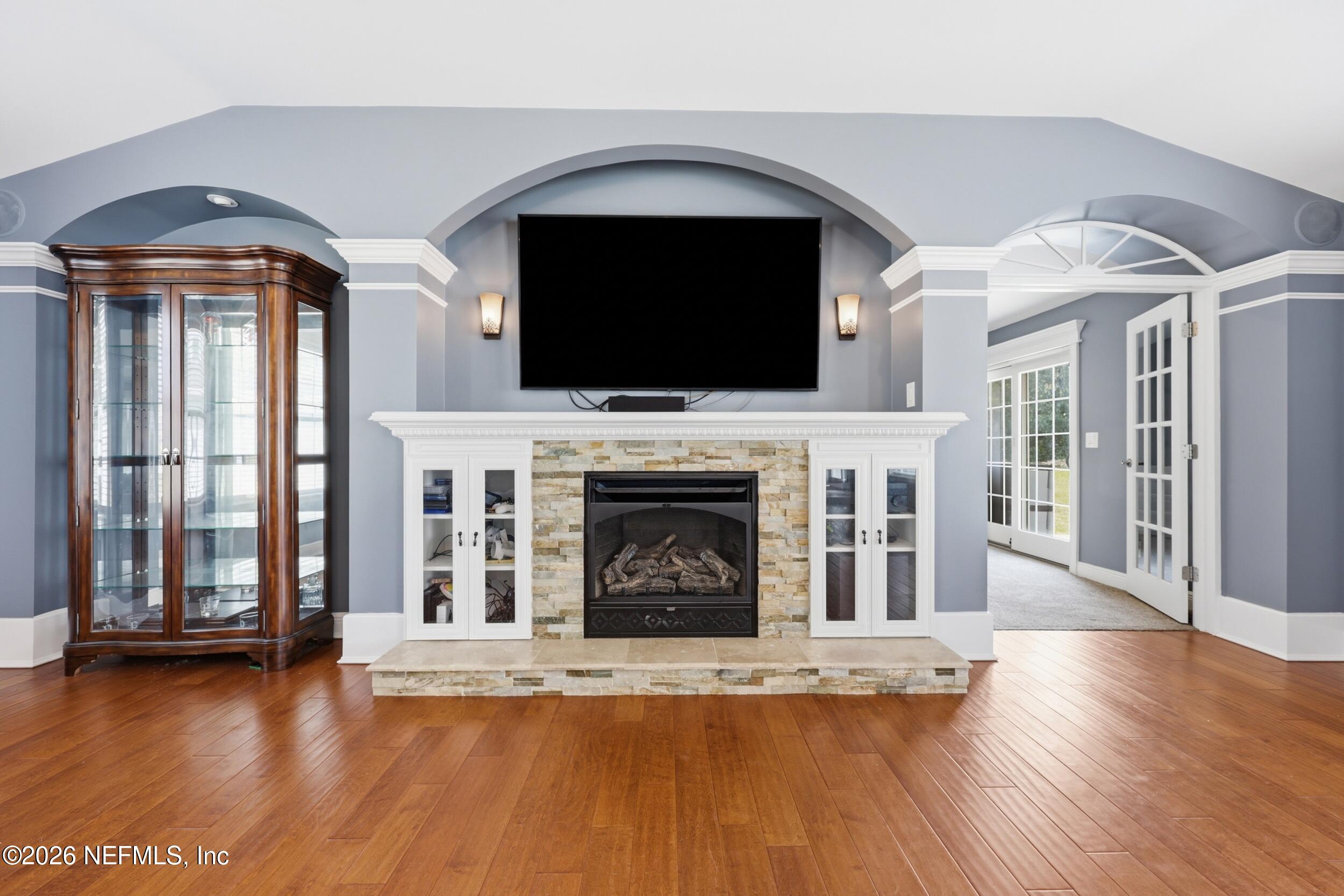 7645 OAK FOREST Road