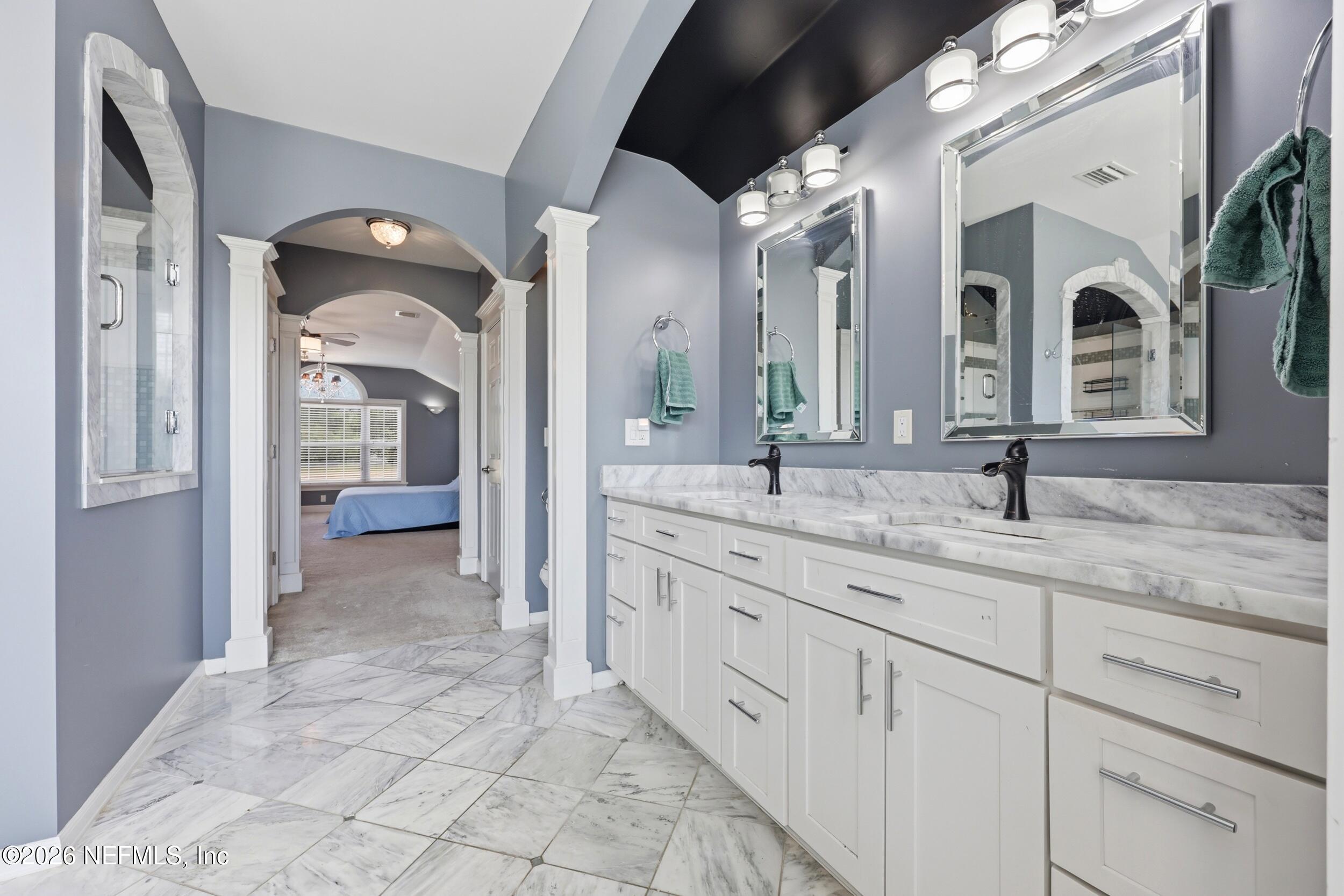 7645 OAK FOREST Road