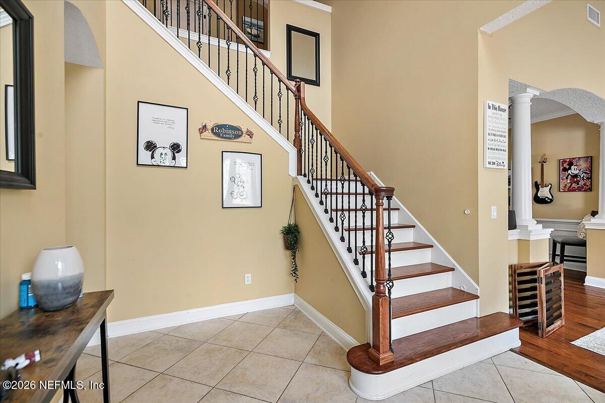 256 FOREST Boulevard, St. Johns