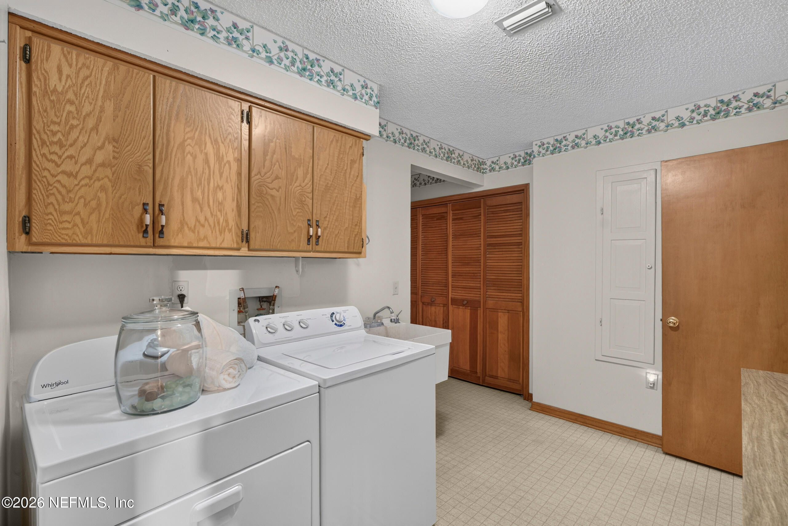 10990 CREEKVIEW Drive