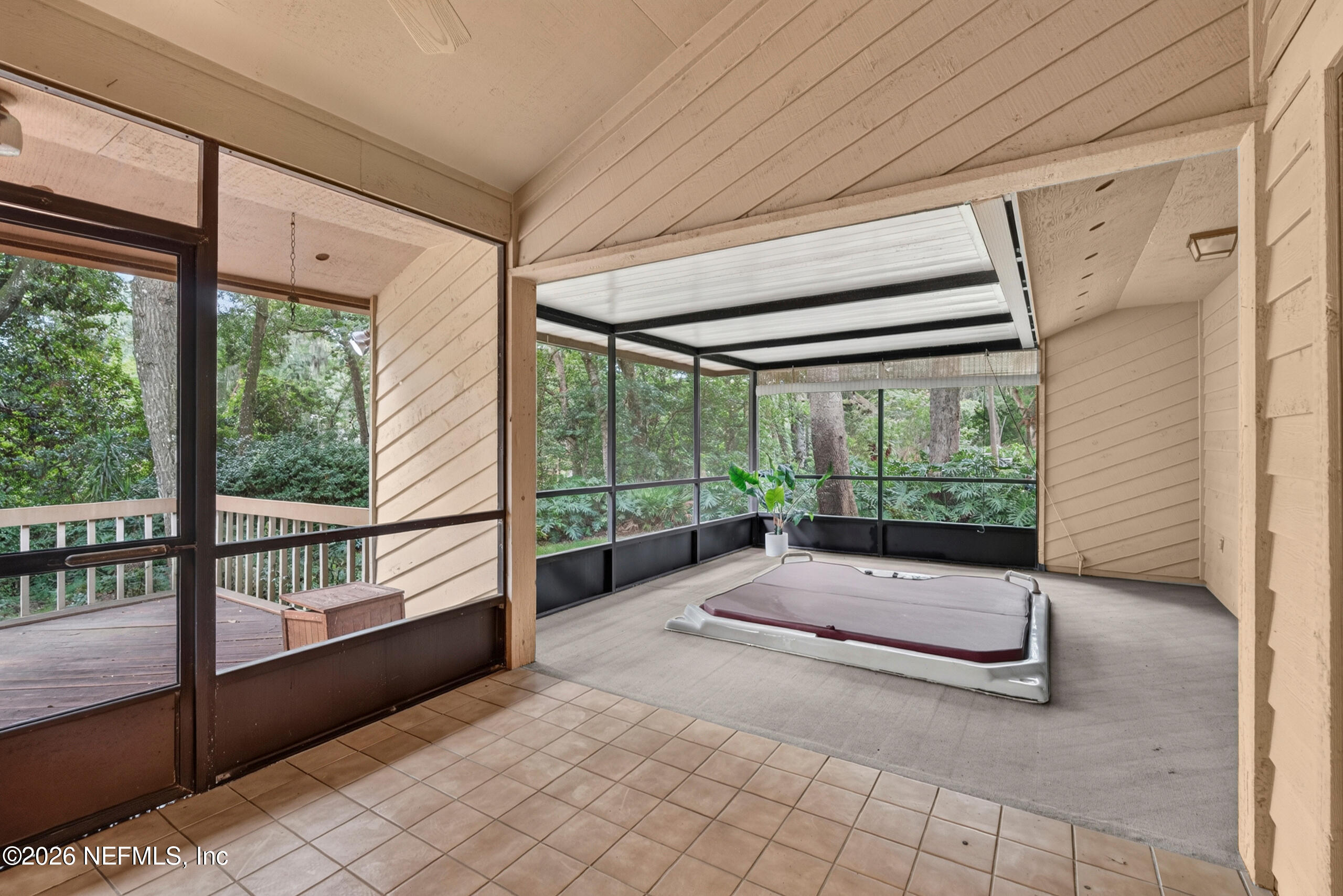 10990 CREEKVIEW Drive