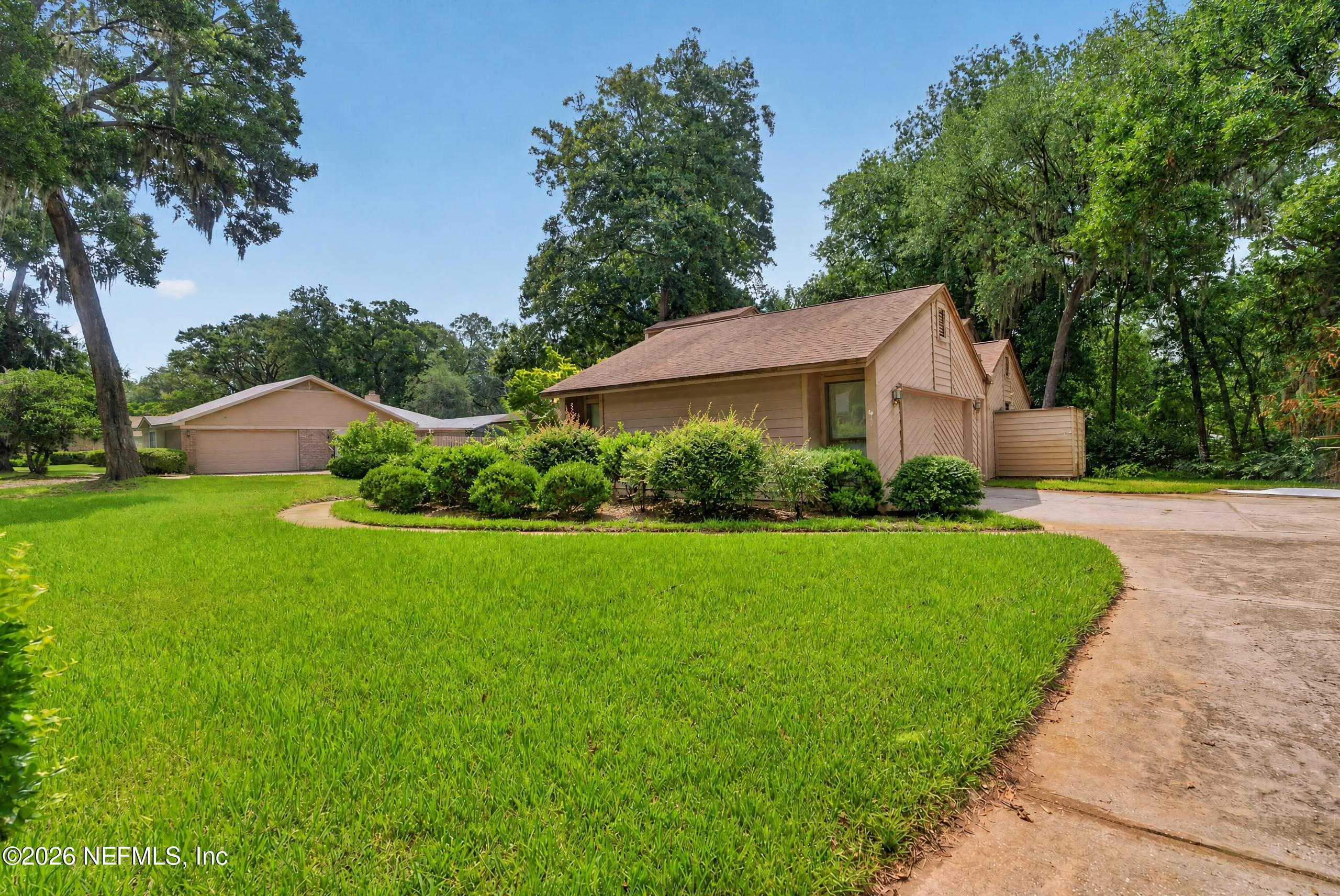 10990 CREEKVIEW Drive