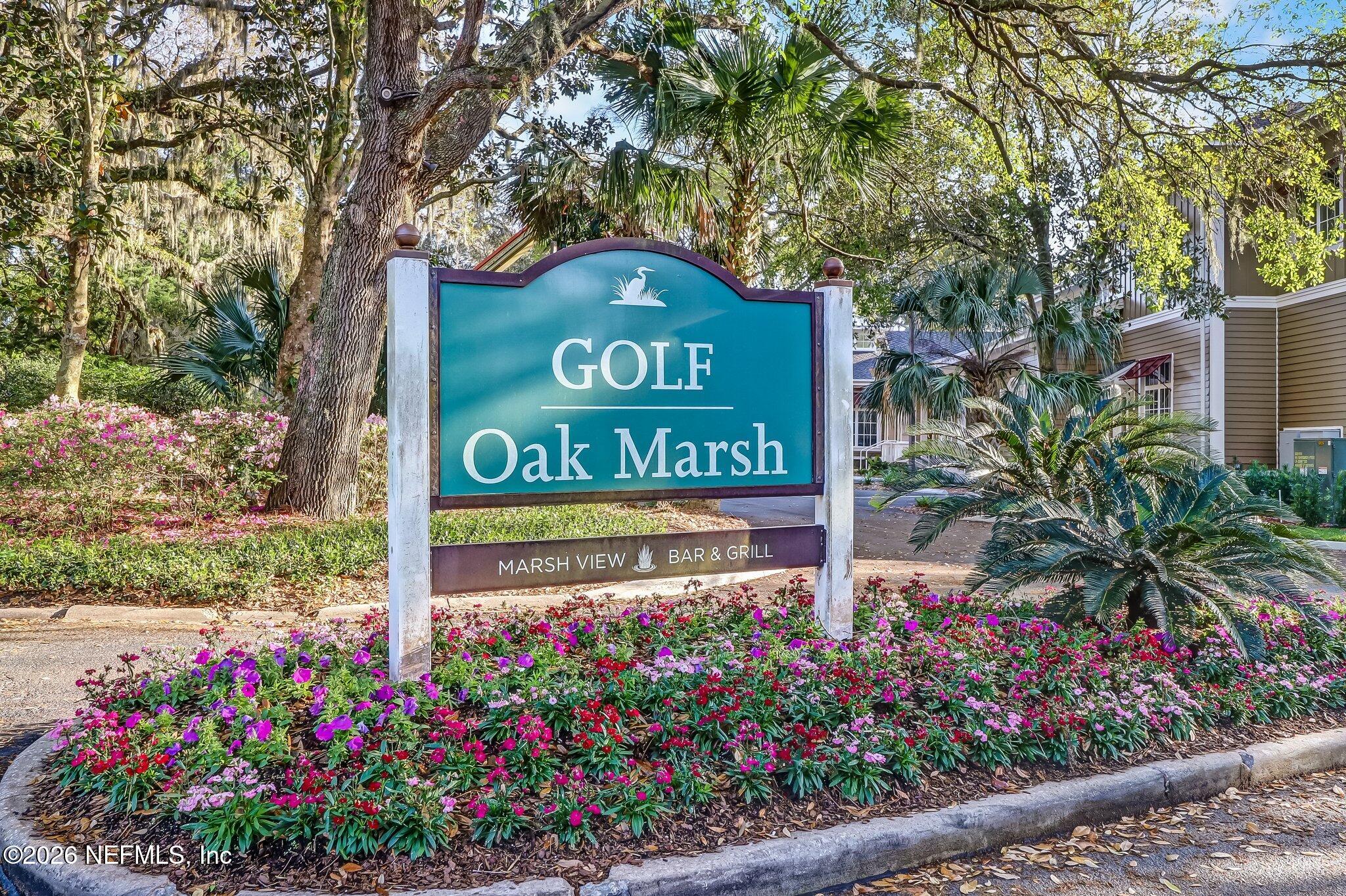 2122 BEACH WOOD Road