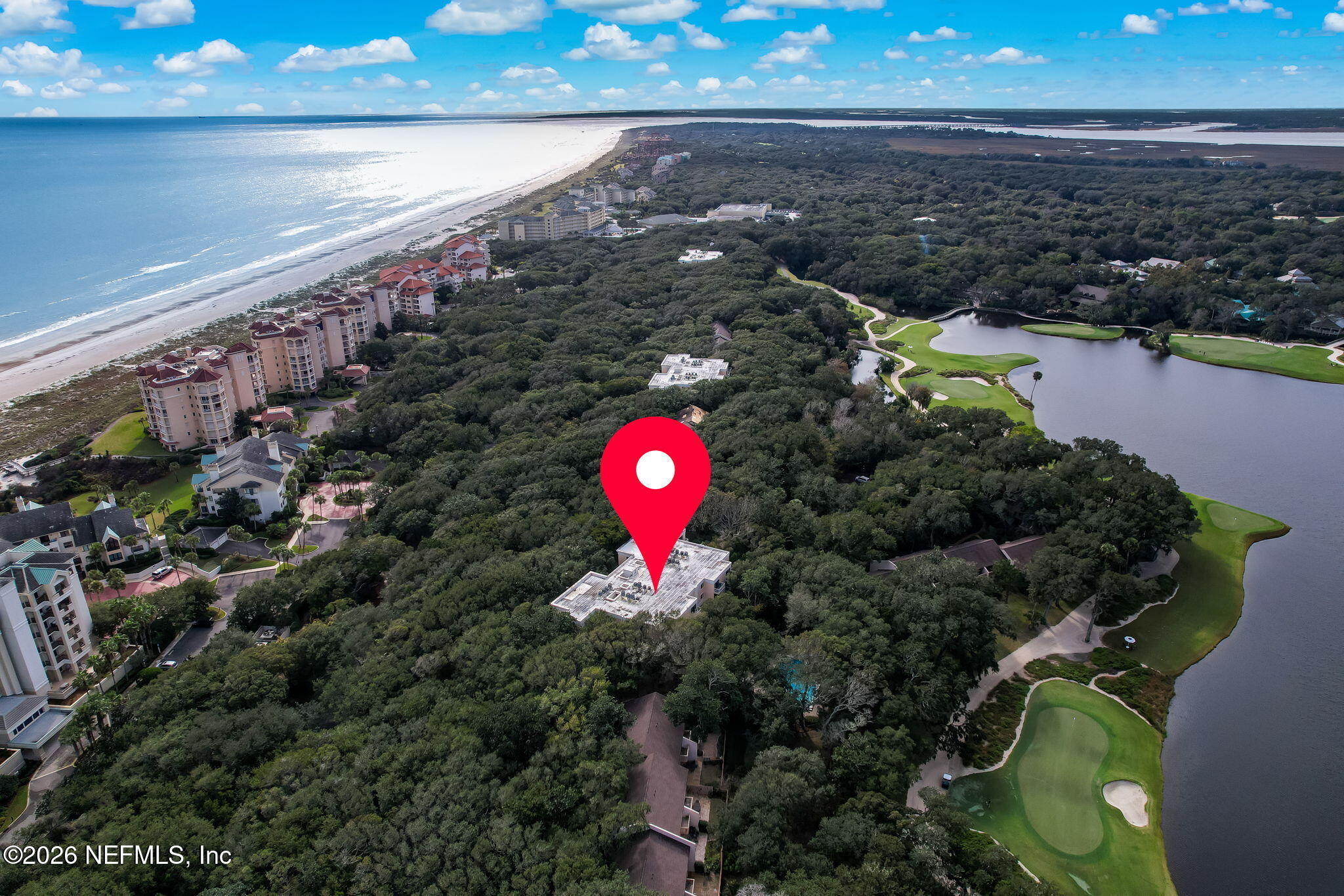 2122 BEACH WOOD Road