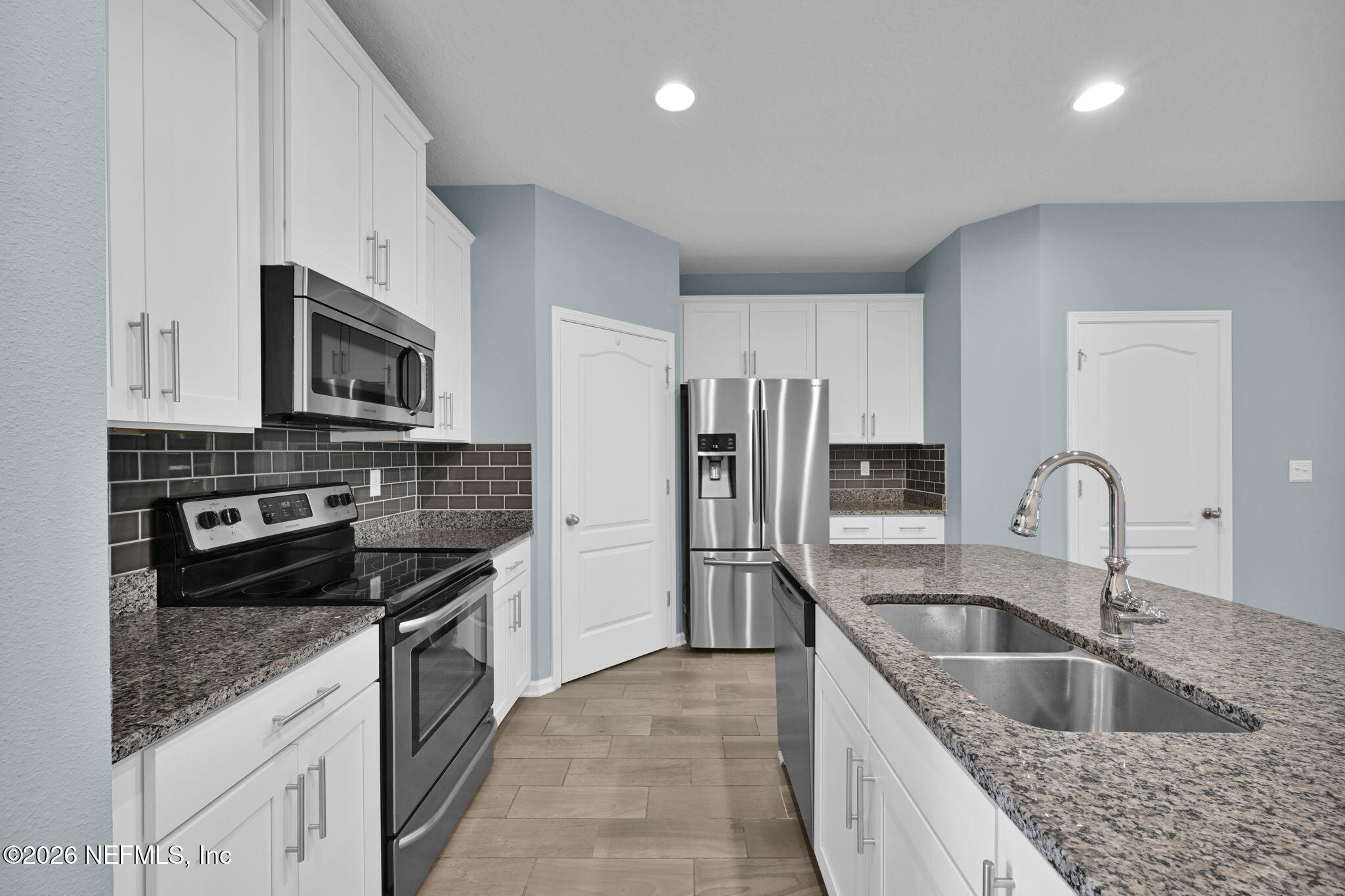 96 SERVIA Drive, St. Johns