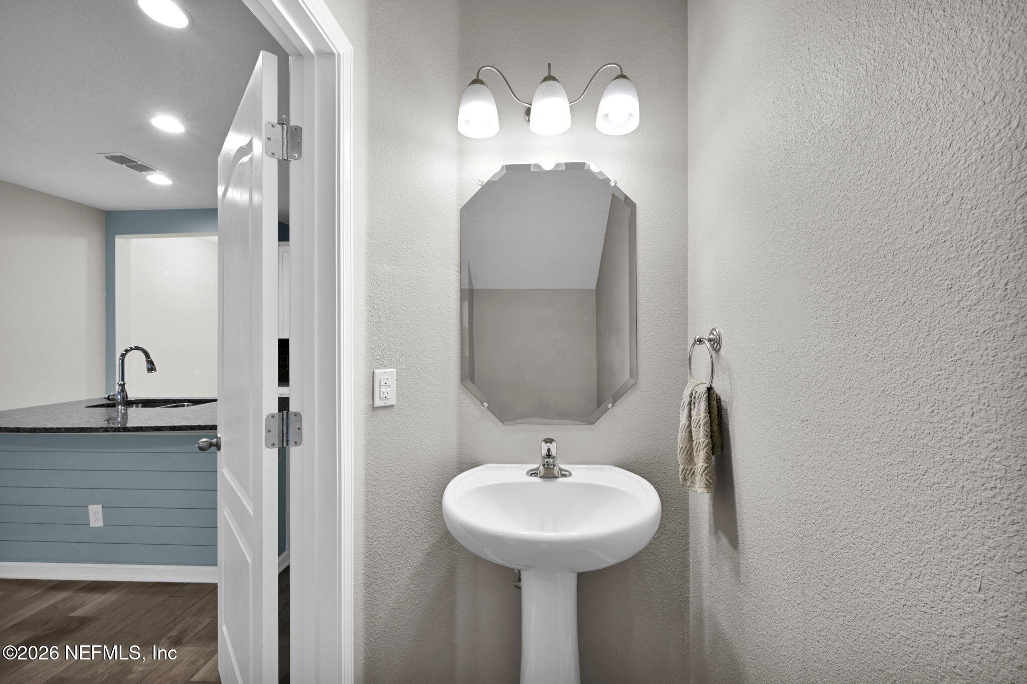 96 SERVIA Drive, St. Johns