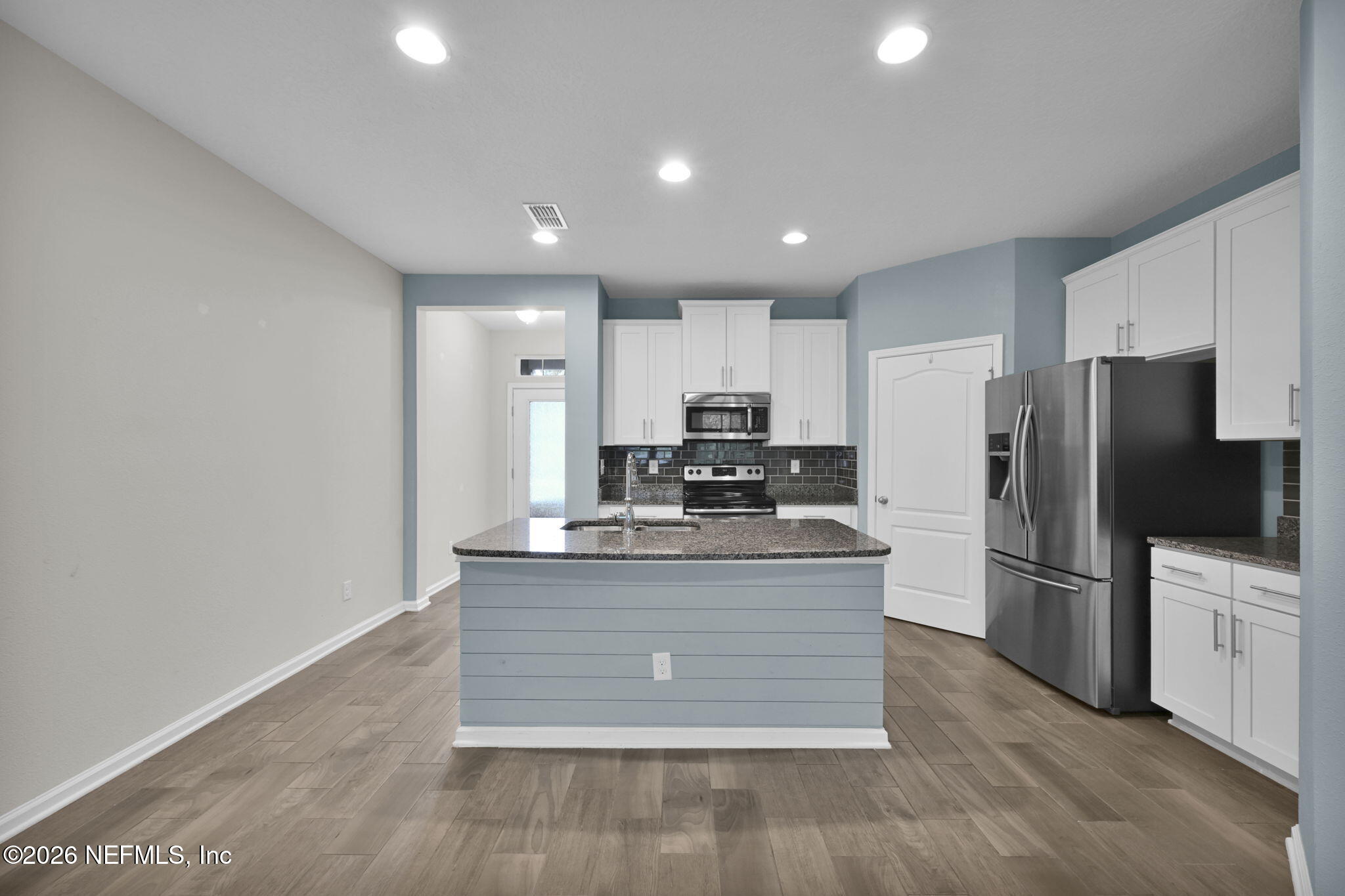 96 SERVIA Drive, St. Johns