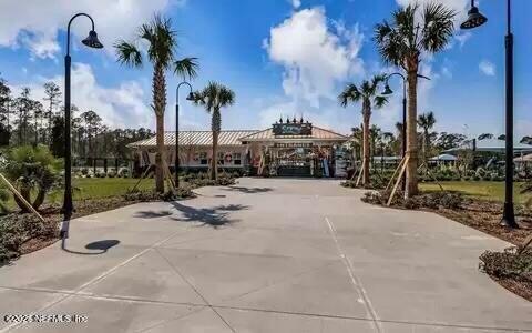 100 BROADHAVEN Drive