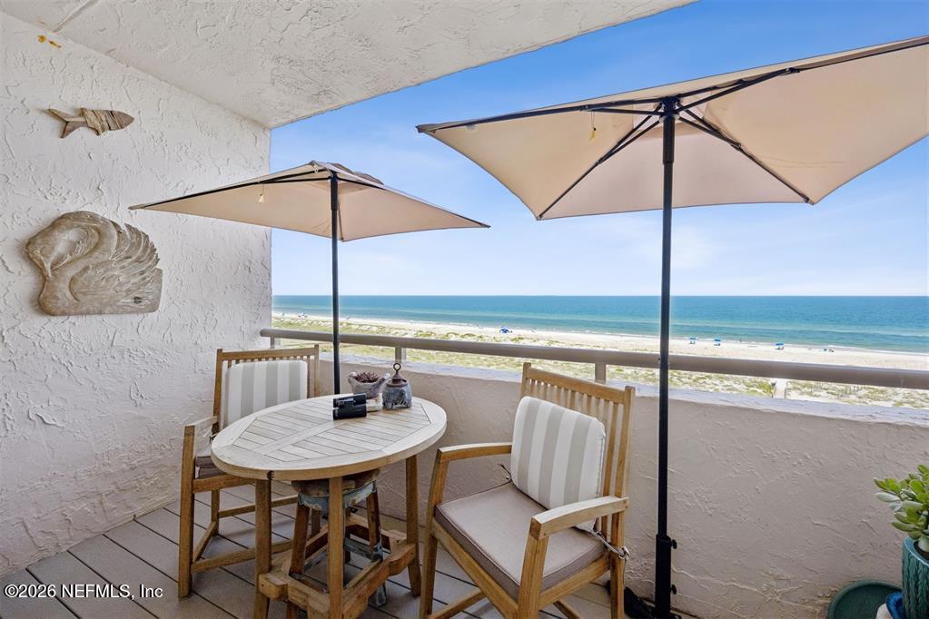 232 SANDCASTLES Court