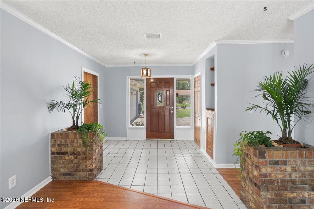 12340 MACAW Drive