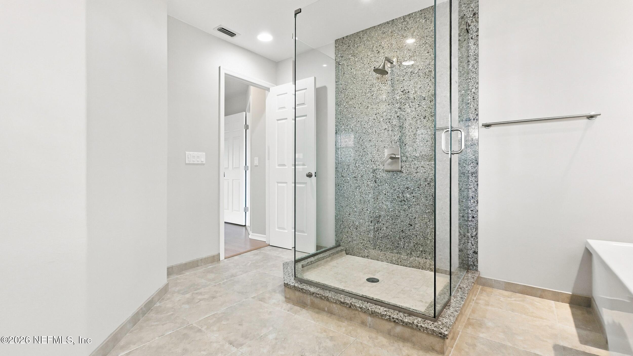 342 N 12TH Street