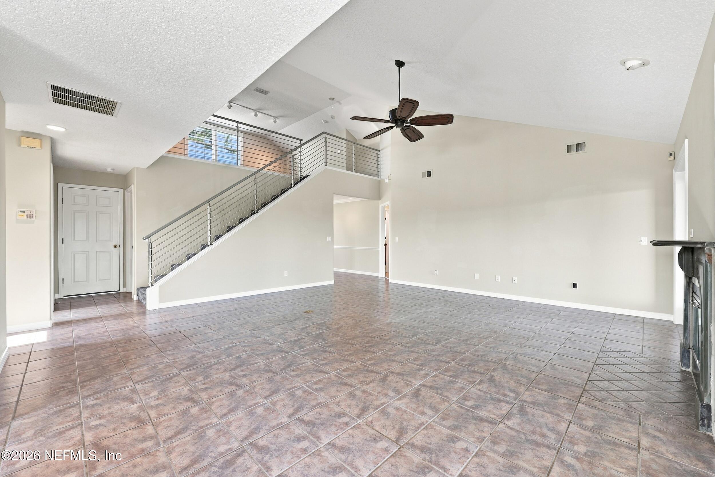 342 N 12TH Street