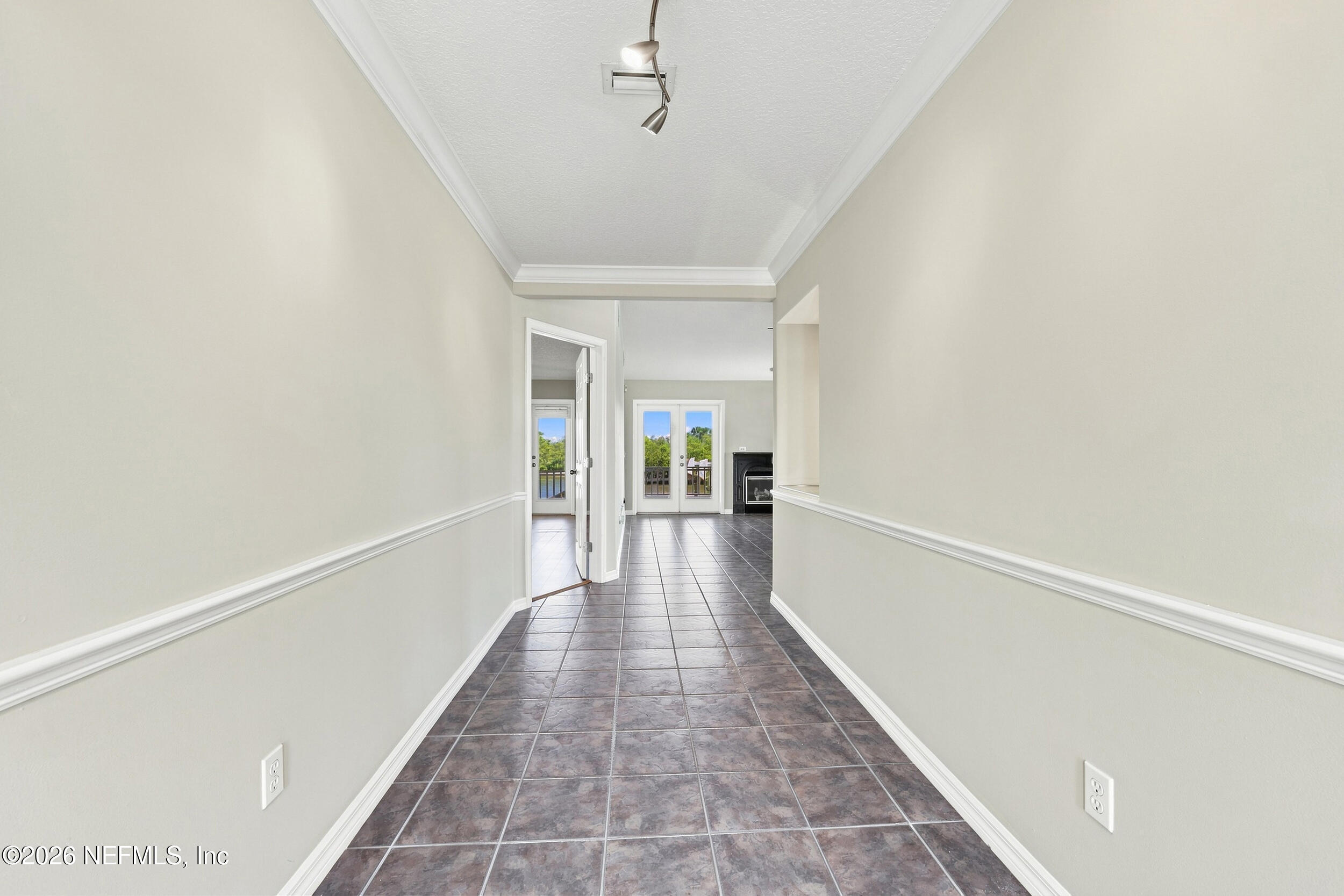 342 N 12TH Street