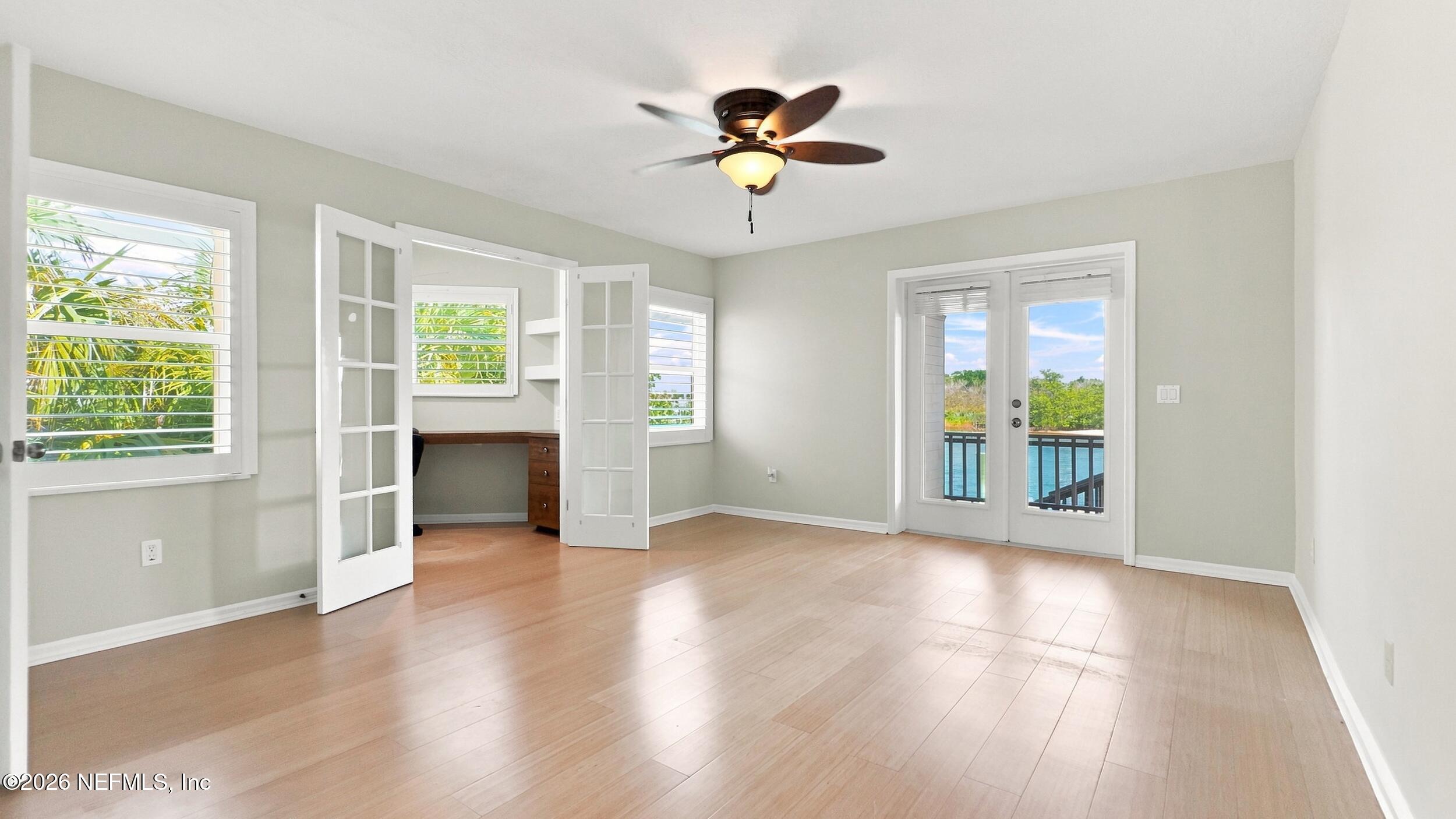342 N 12TH Street