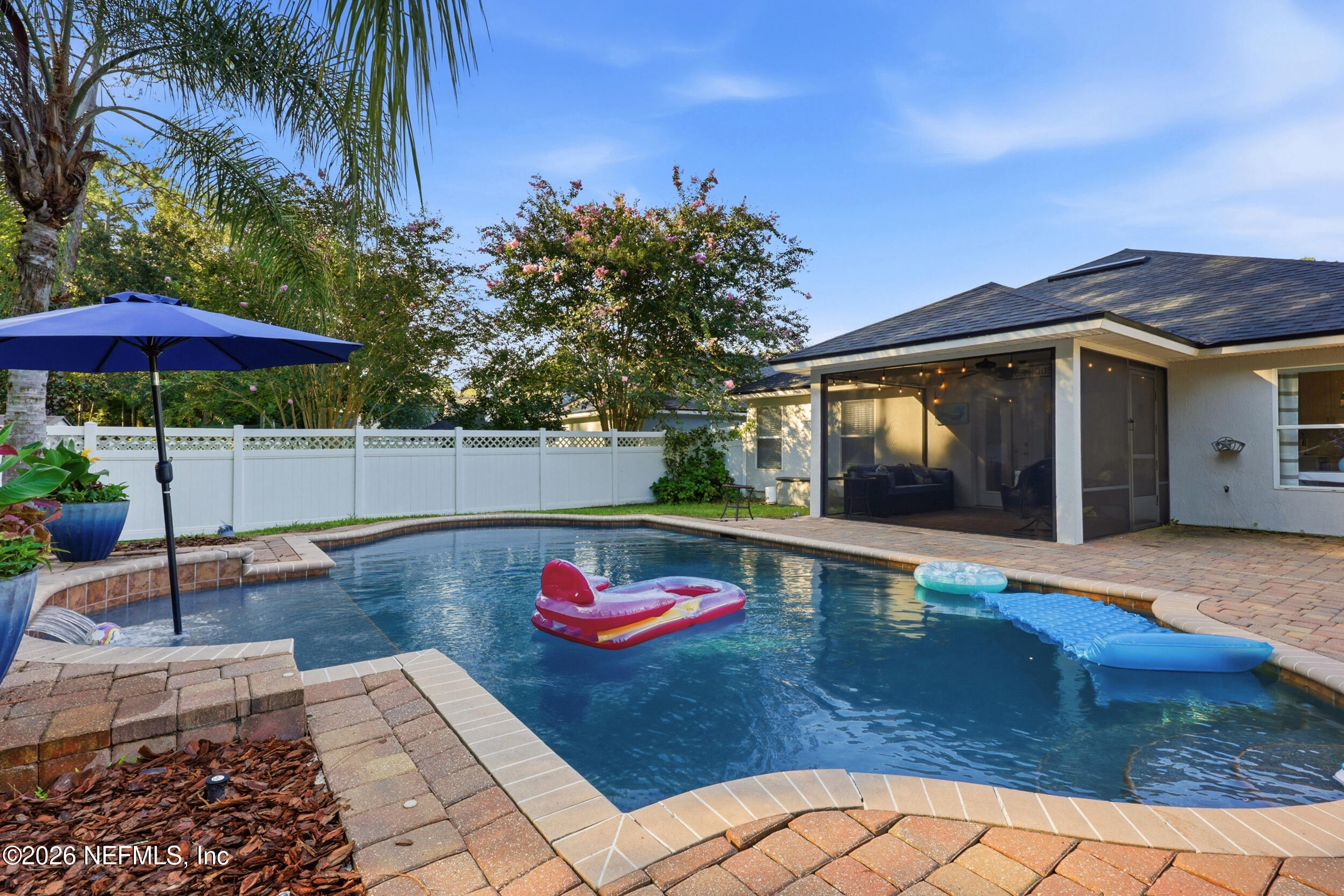 616 E TROPICAL Trace, St. Johns