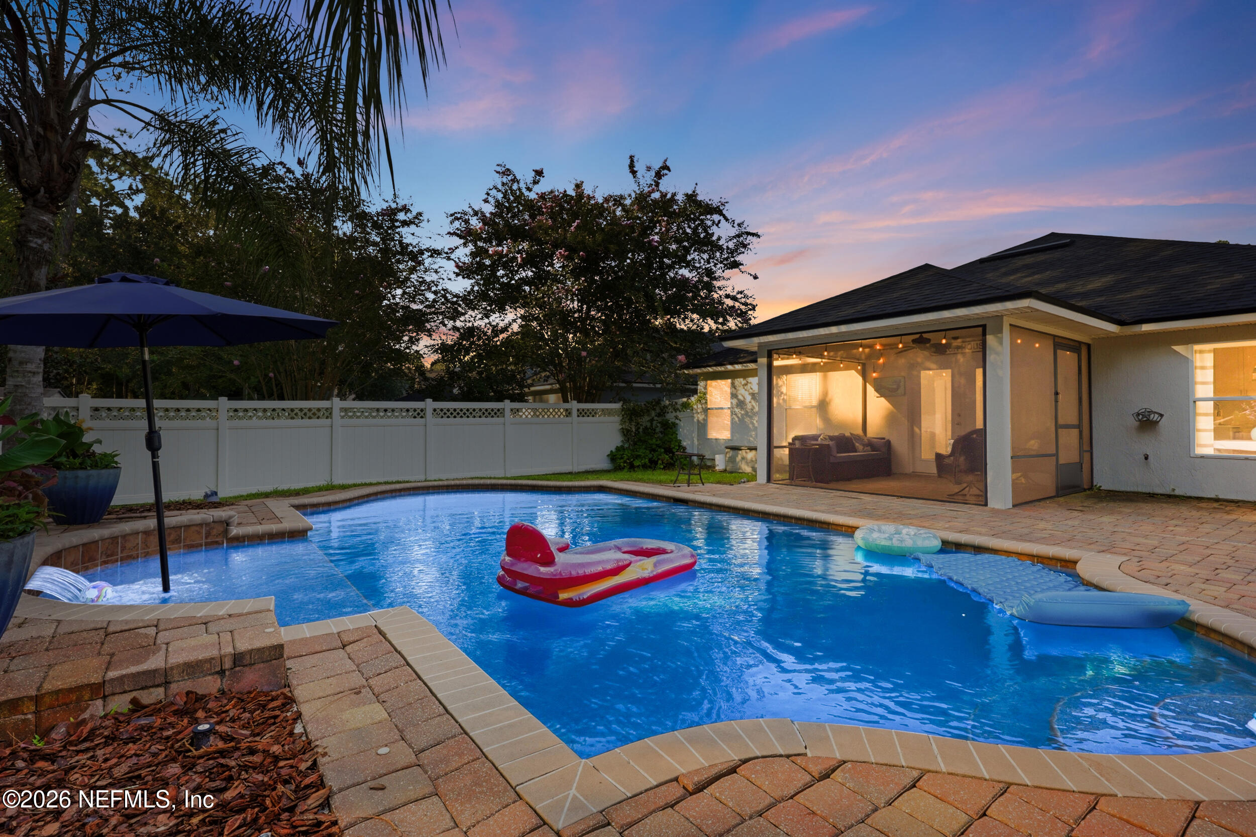 616 E TROPICAL Trace, St. Johns