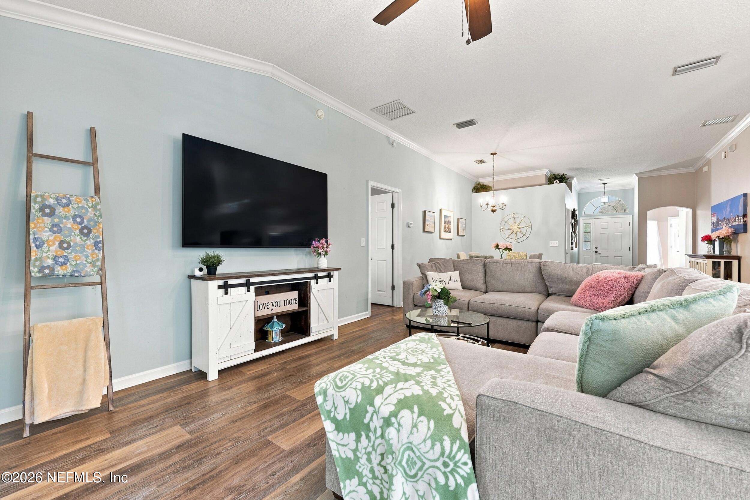 616 E TROPICAL Trace, St. Johns