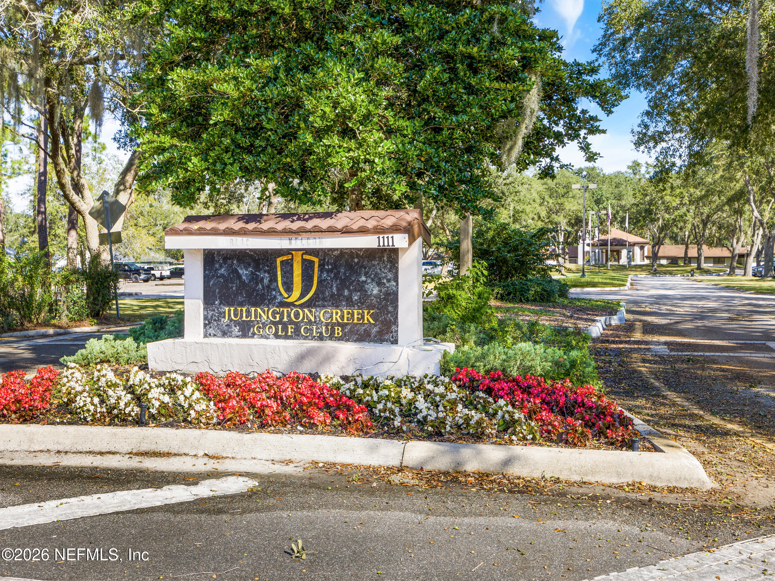 616 E TROPICAL Trace, St. Johns