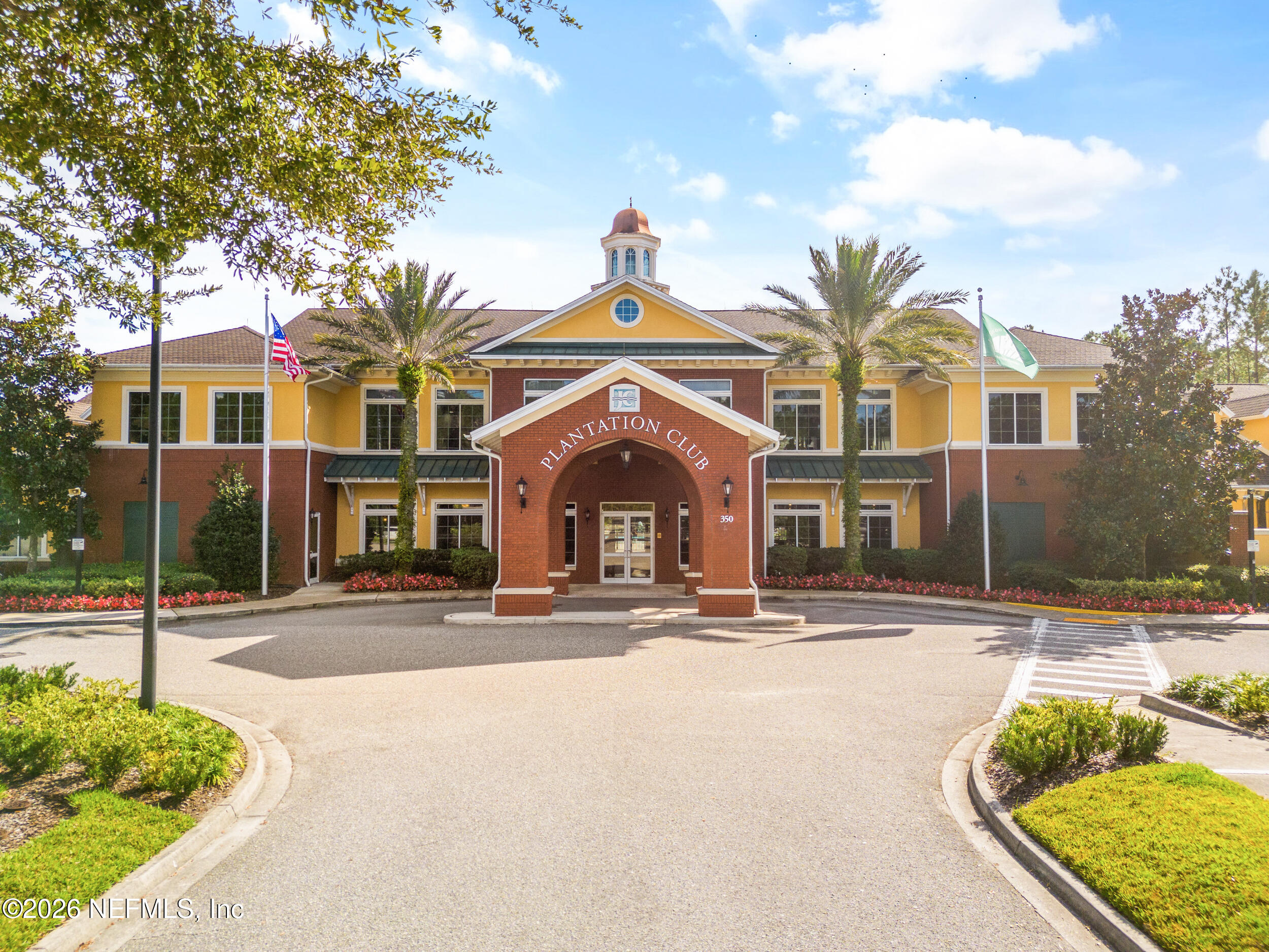 616 E TROPICAL Trace, St. Johns